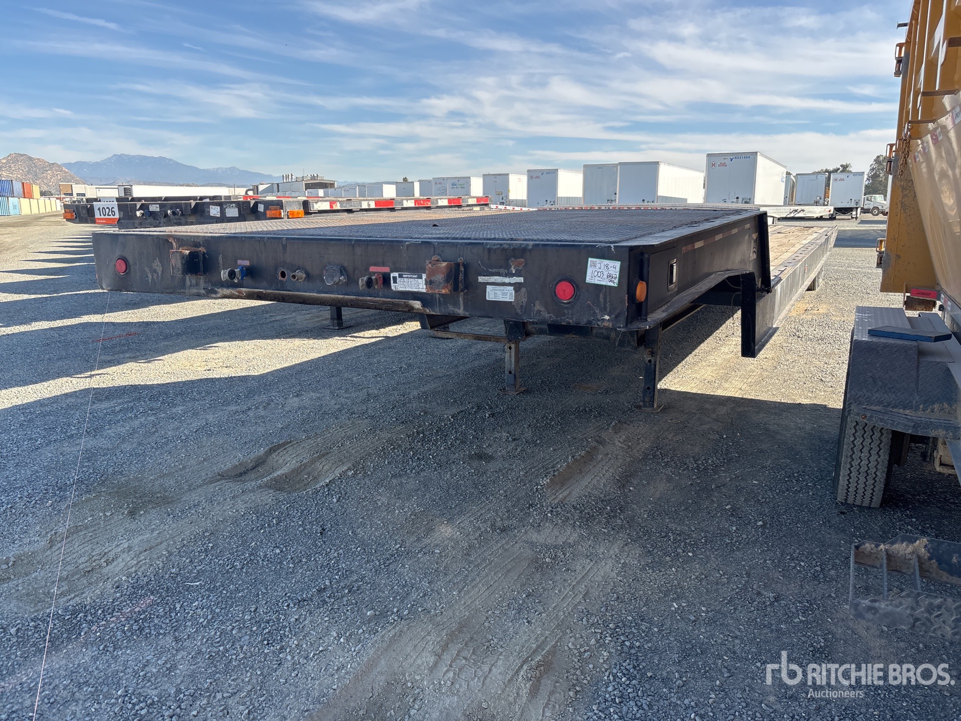 General Appearance with Image, coin avant gauche