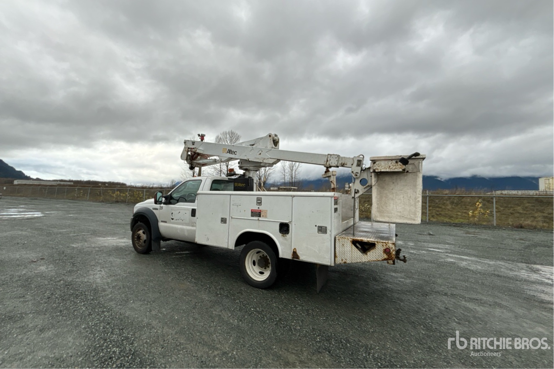 General Appearance with Picture, Left Rear Corner