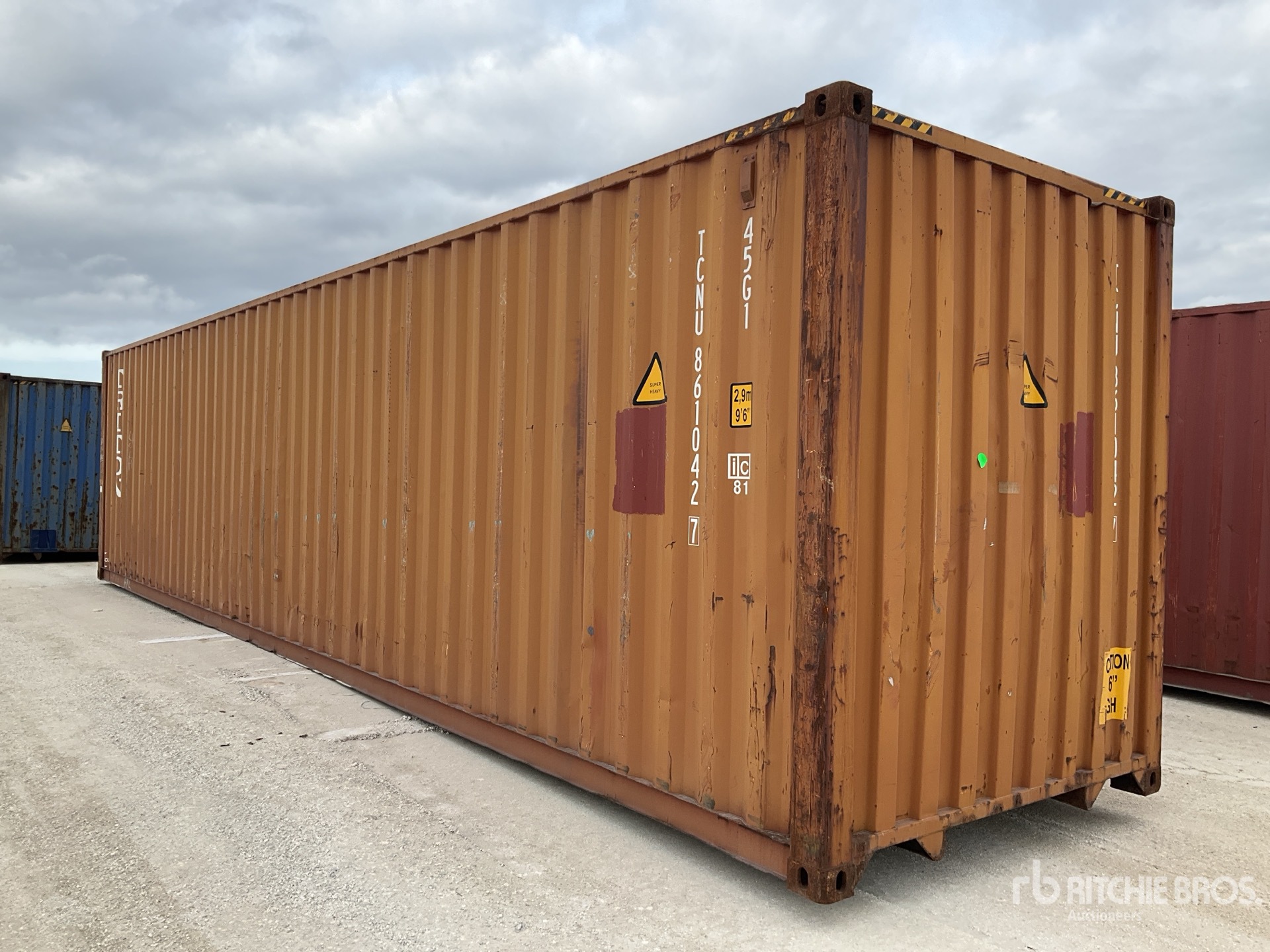 General Appearance with Picture, Right Front Corner