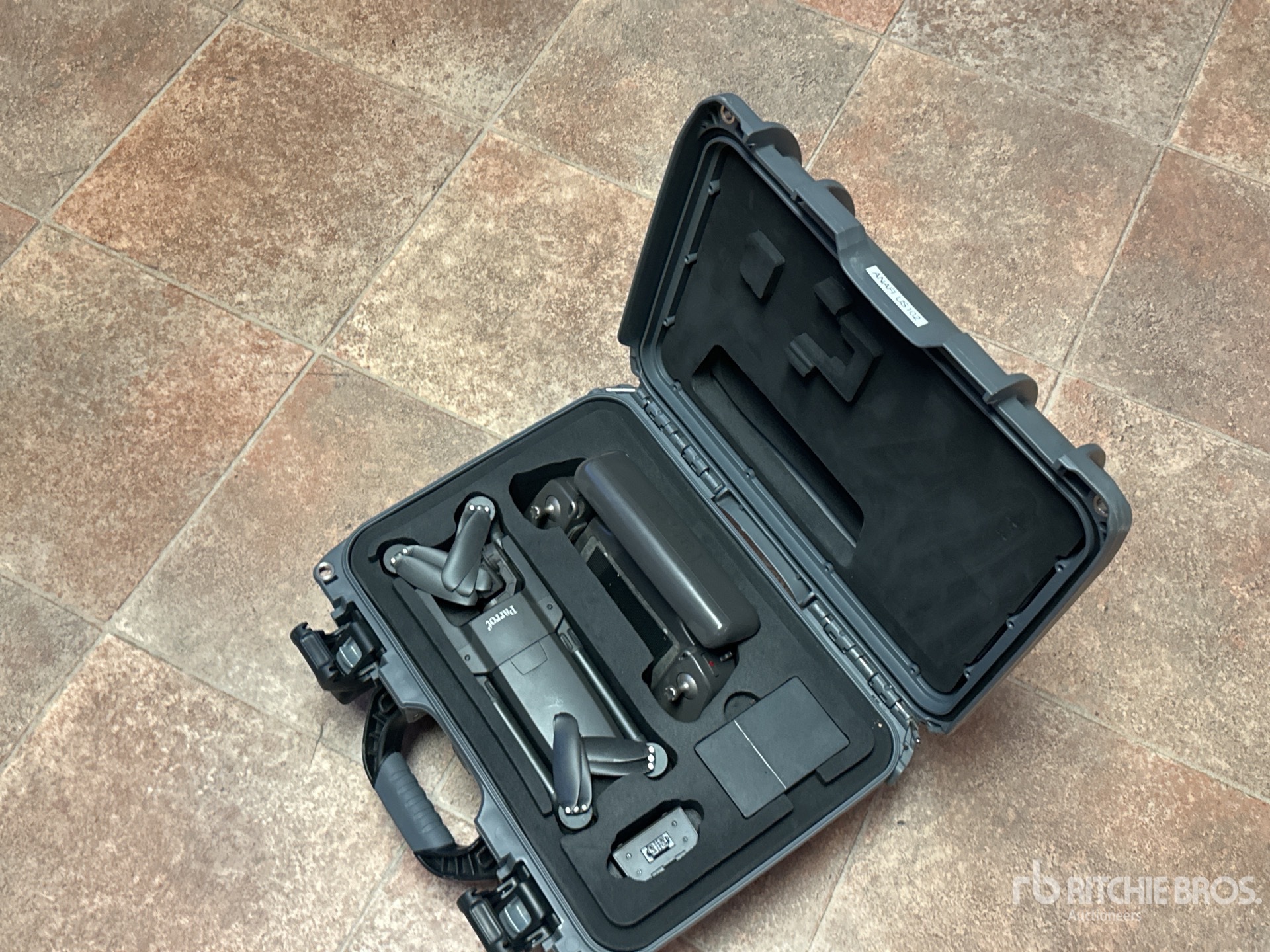 Aspect général with Image, coin arrière gauche