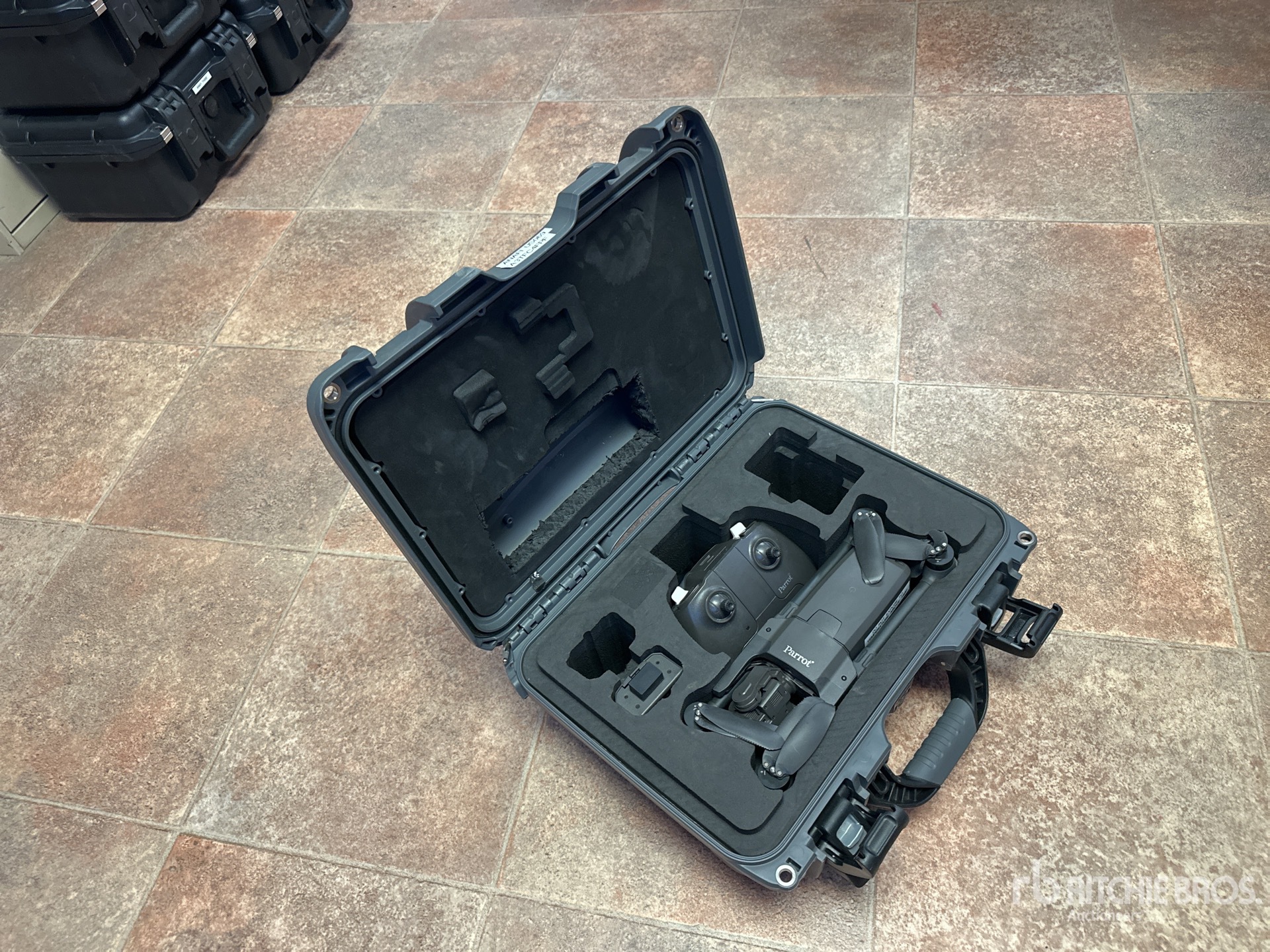 Aspect général with Image, coin avant gauche