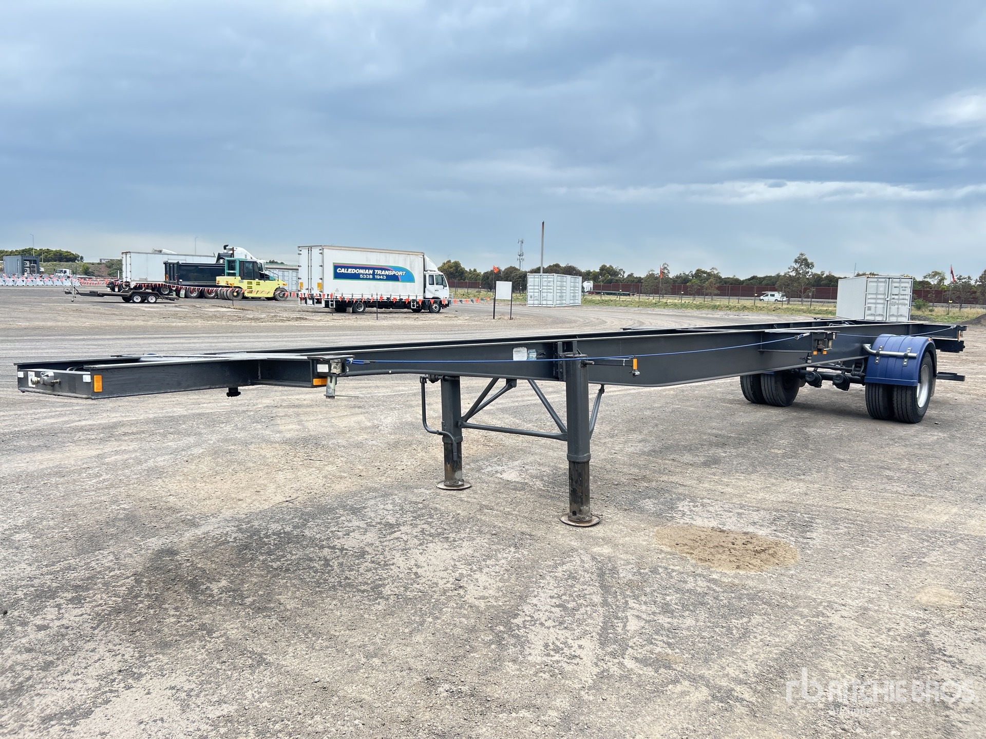 General Appearance with Imagen: esquina delantera derecha