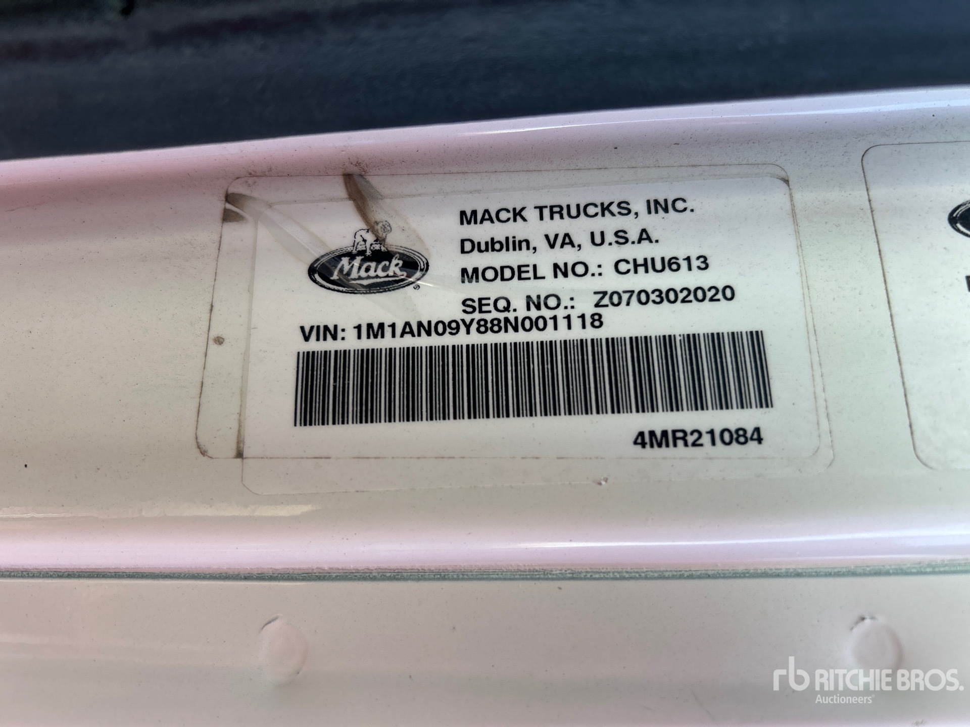 General Appearance with Serial Number / VIN