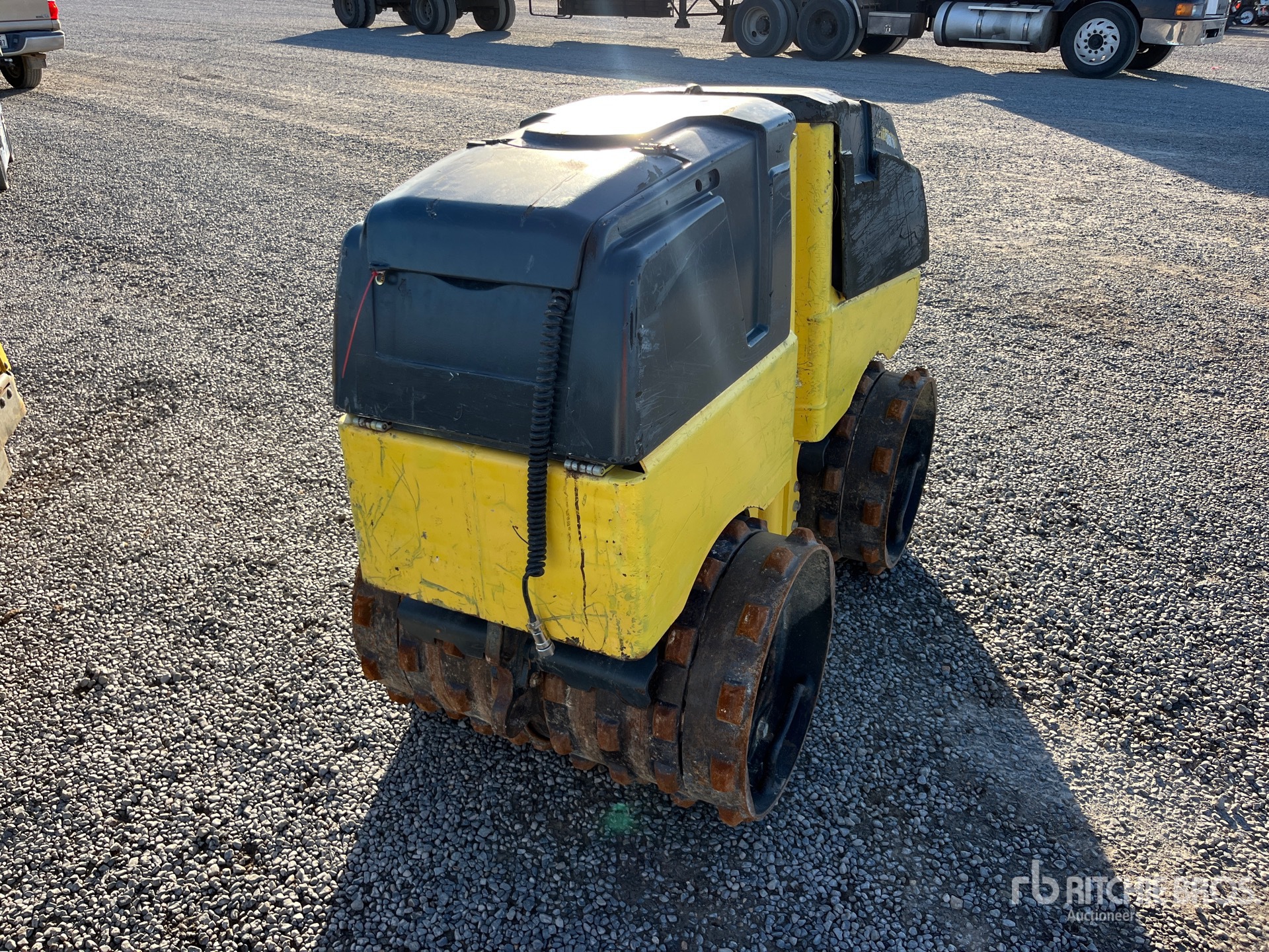 General Appearance with Bild, Ecke hinten rechts