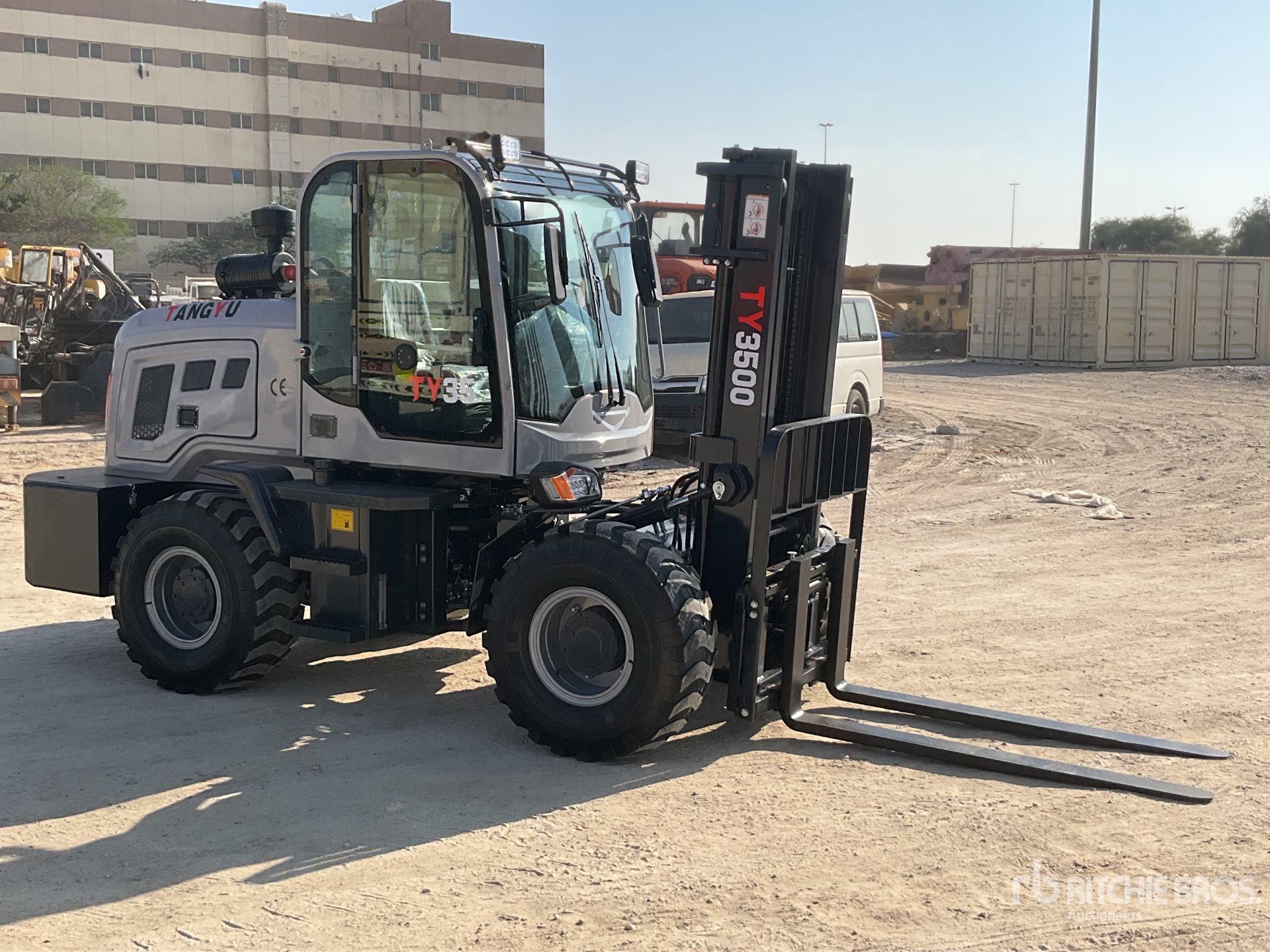 General Appearance with Picture, Right Front Corner