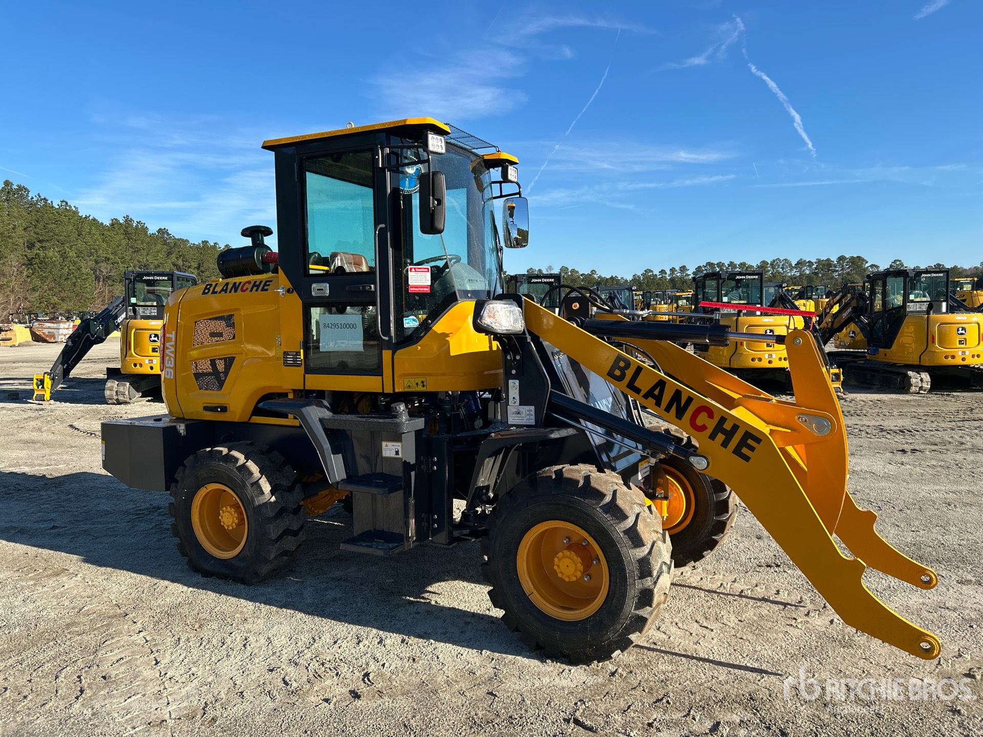 General Appearance with Picture, Right Front Corner