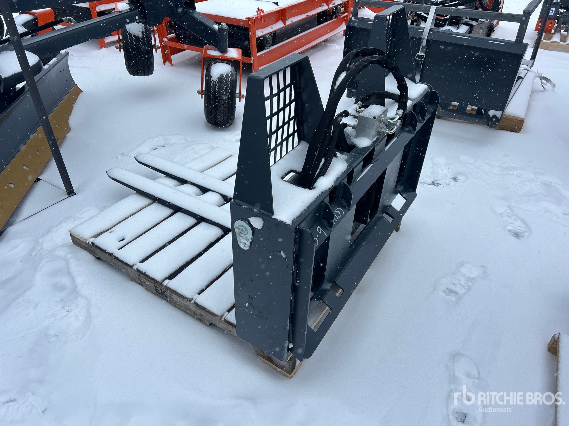 General Appearance with Picture, Right Front Corner