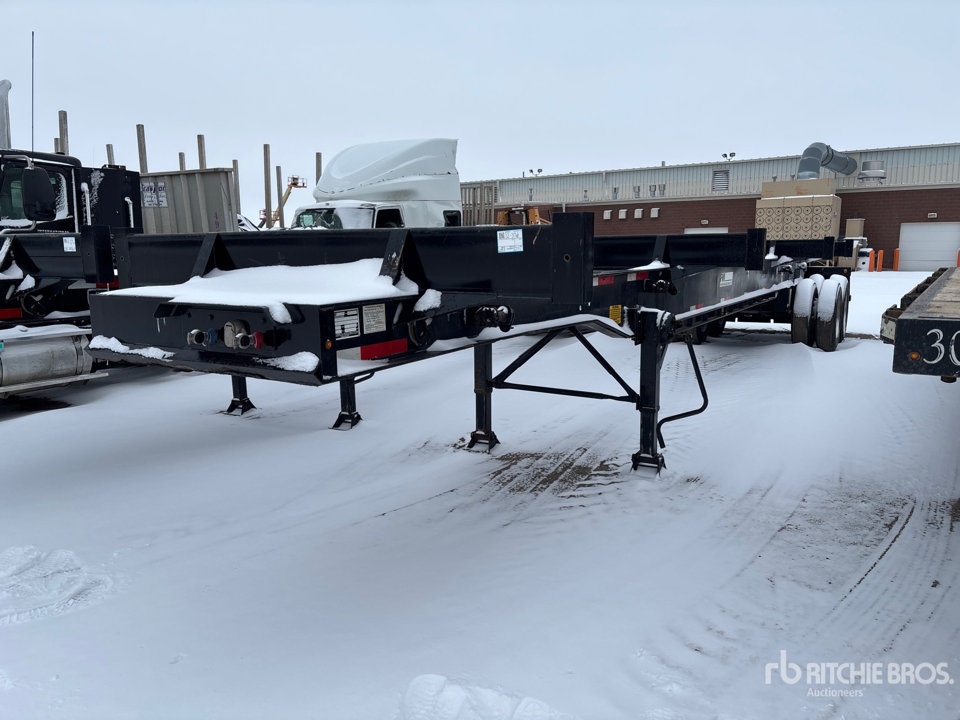 General Appearance with Bild, Ecke vorne links