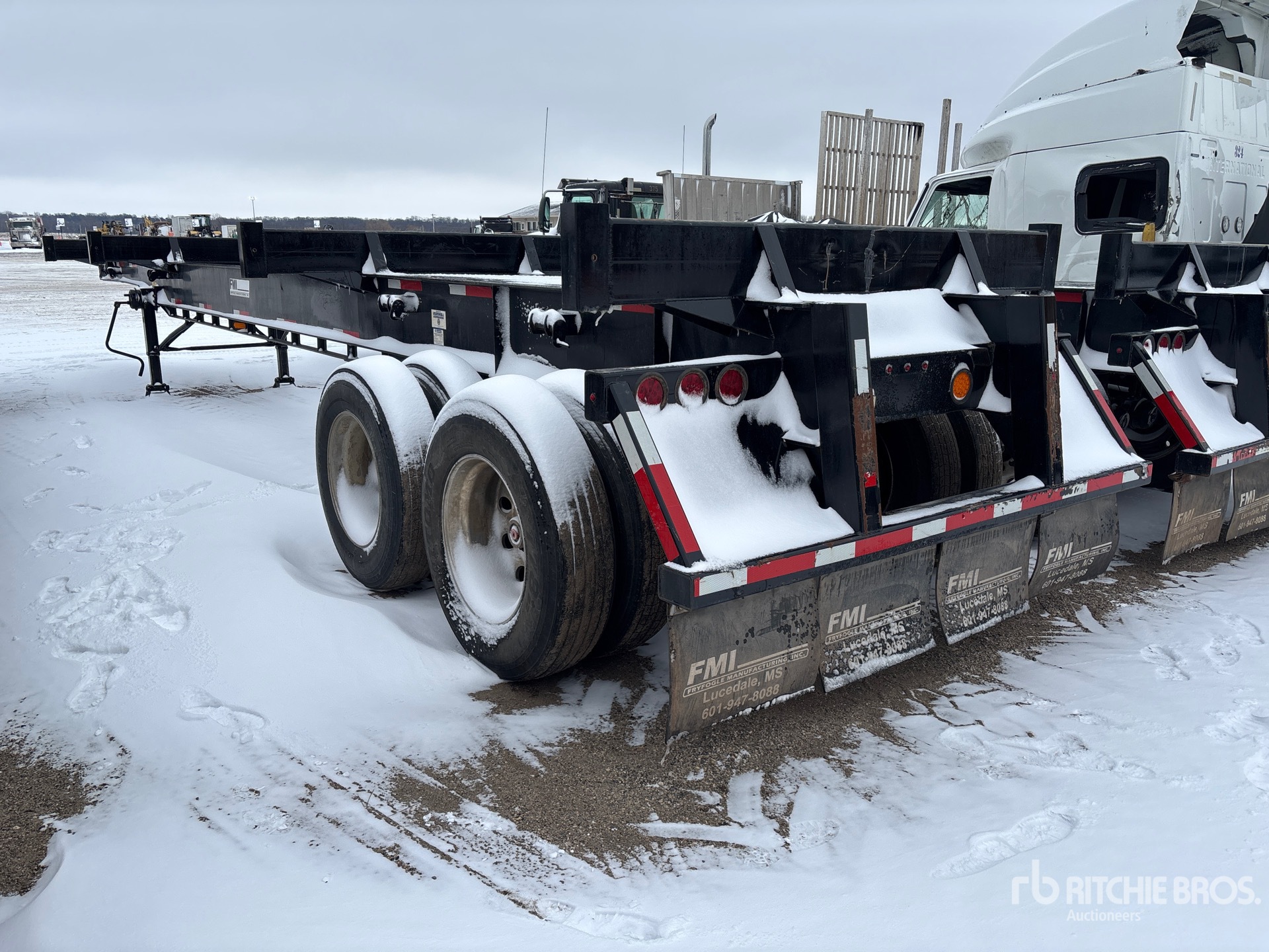 General Appearance with Bild, Ecke hinten links