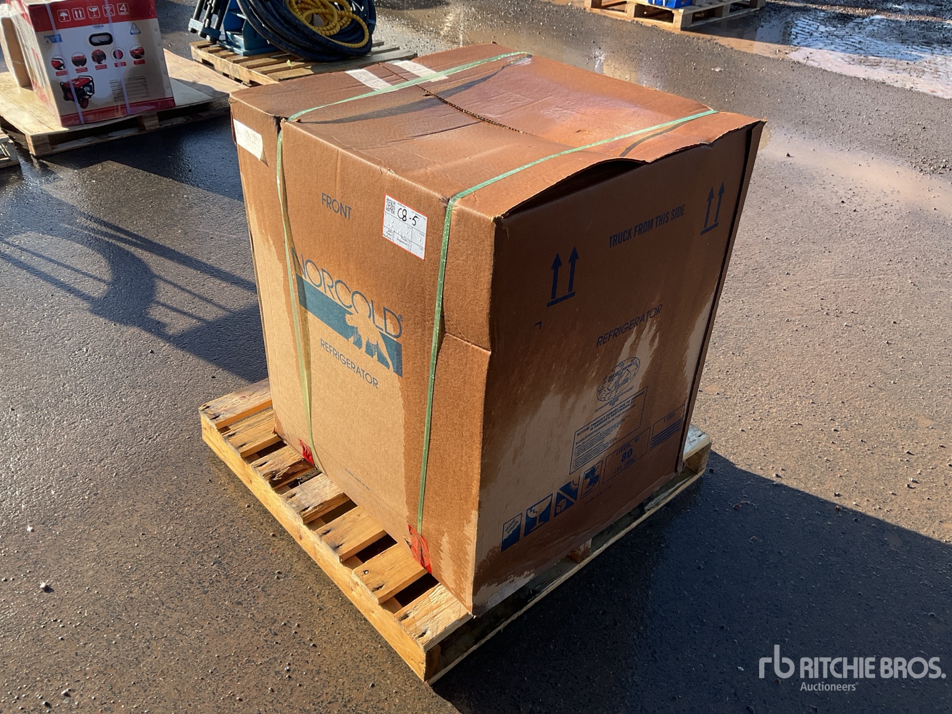 General Appearance with Image, coin avant droit