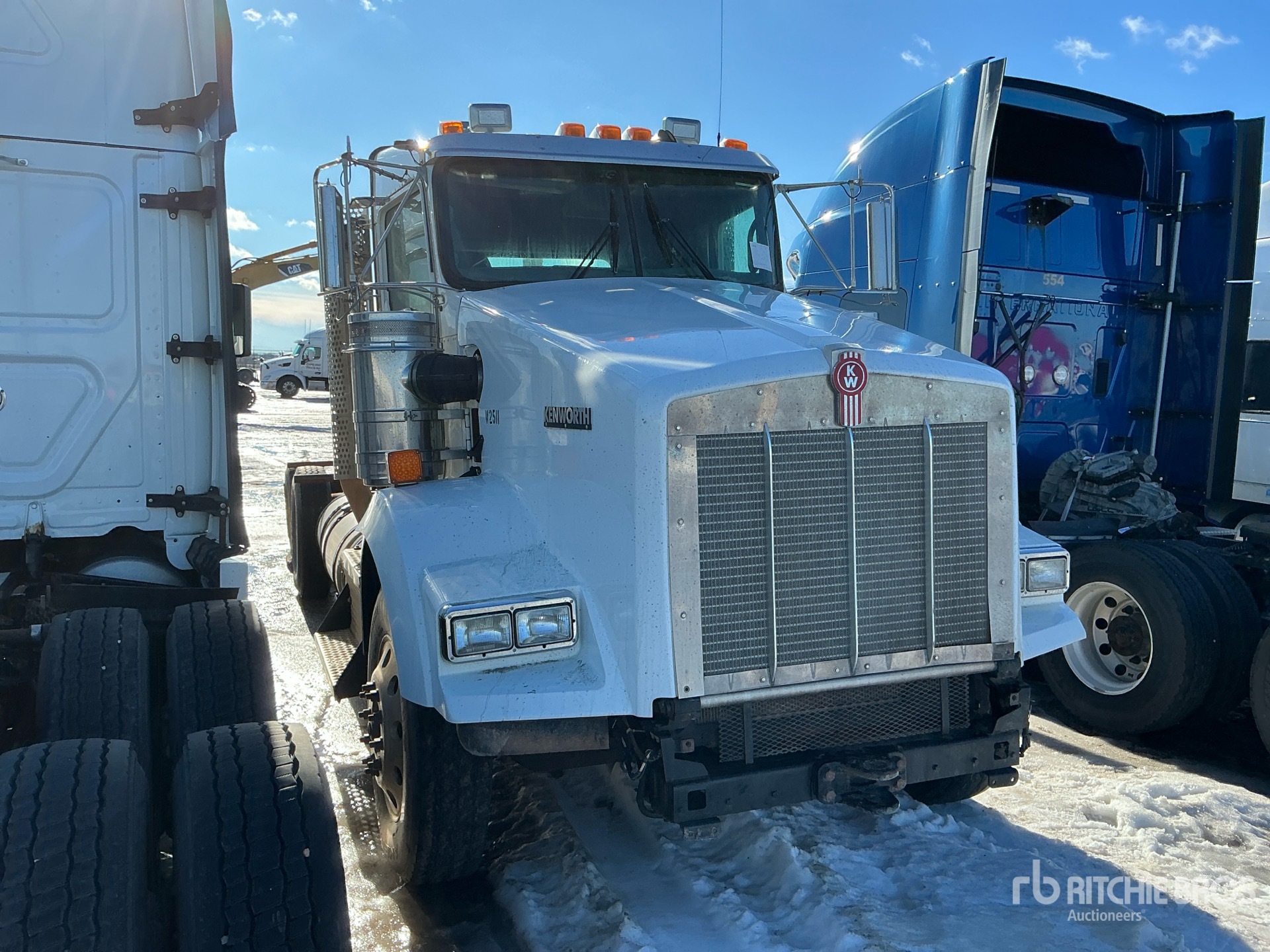 General Appearance with Foto, angolo anteriore destro