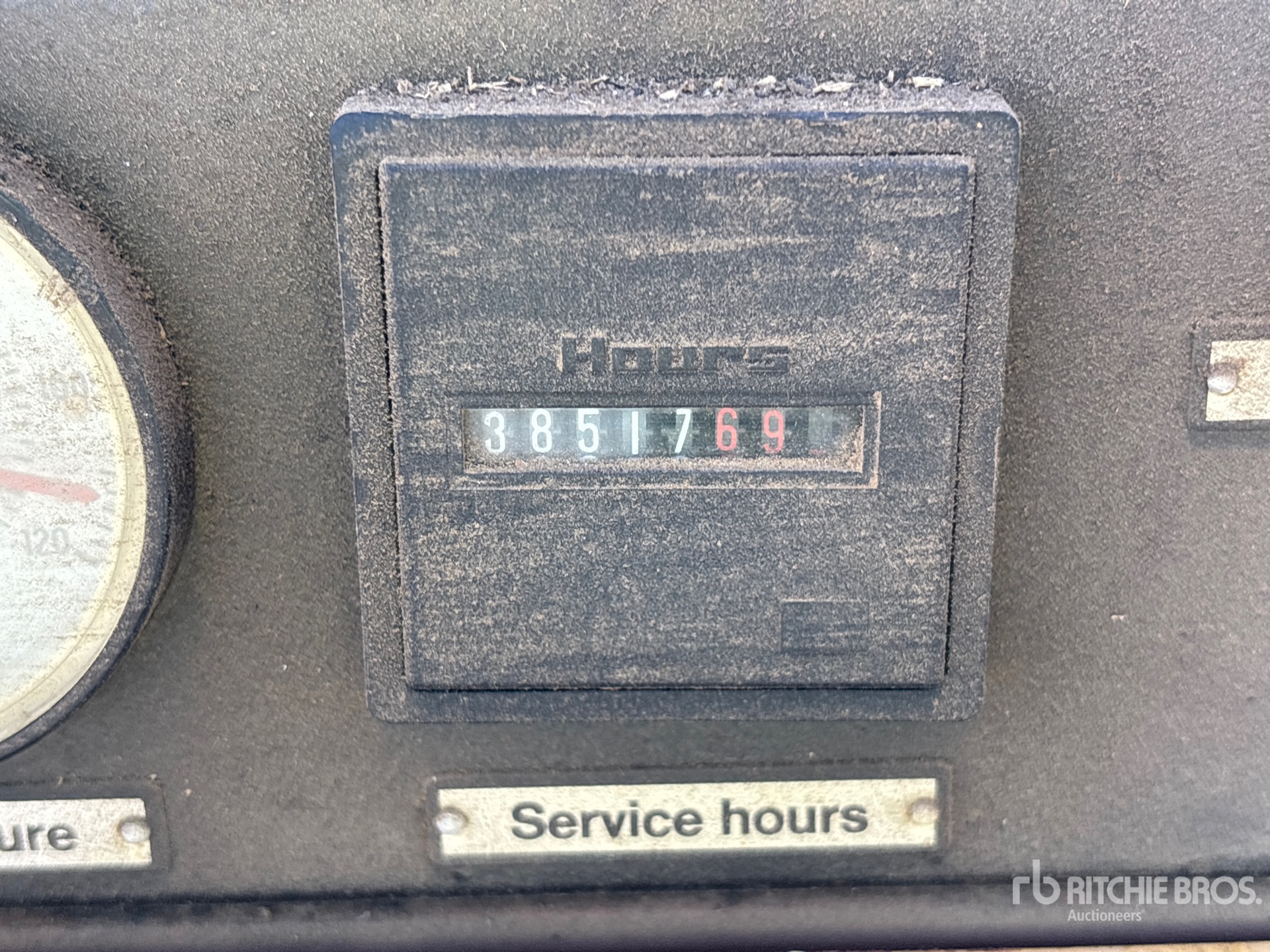 General Appearance with Hour Meter / Odometer