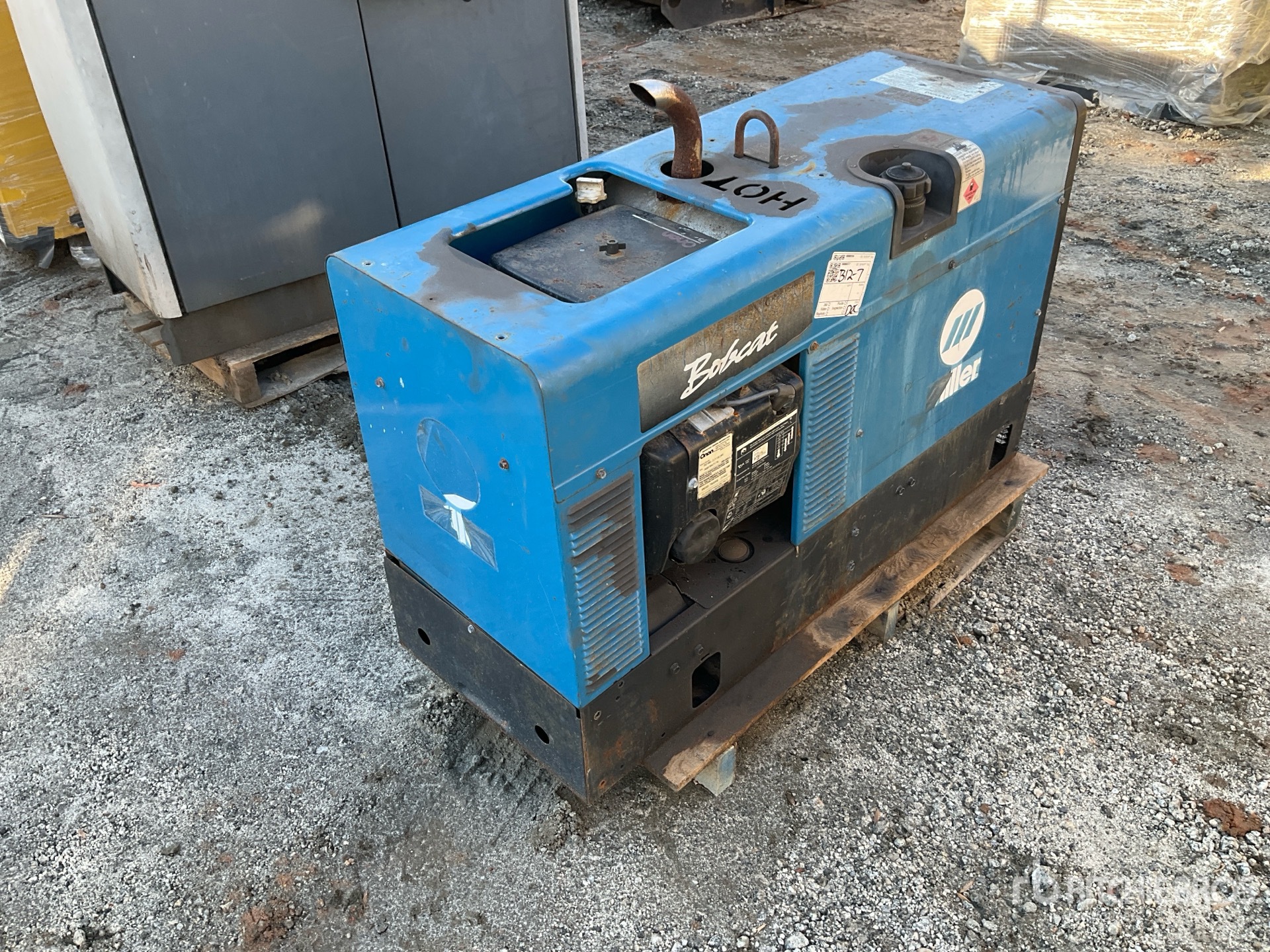 General Appearance with Foto, angolo anteriore sinistro