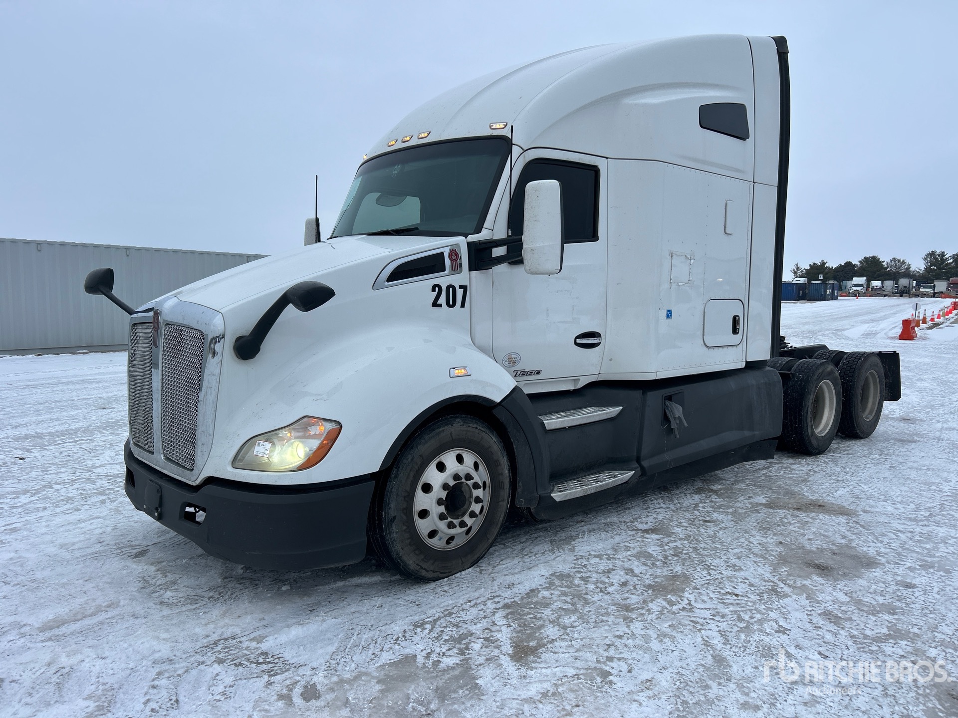 General Appearance with Picture, Left Front Corner