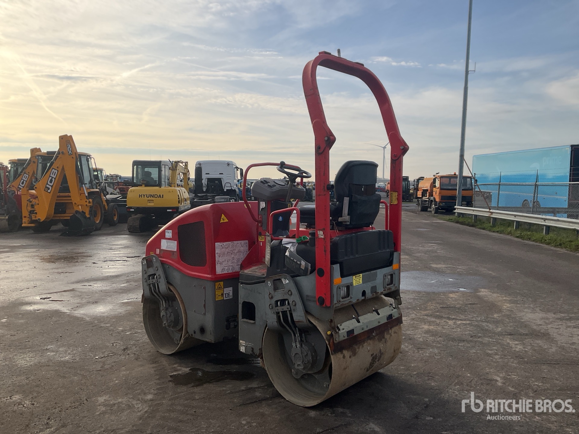 General Appearance with Picture, Left Rear Corner