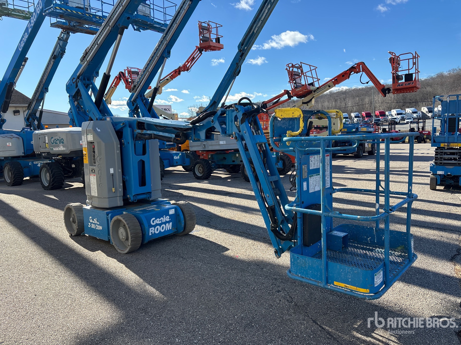 General Appearance with Picture, Right Front Corner