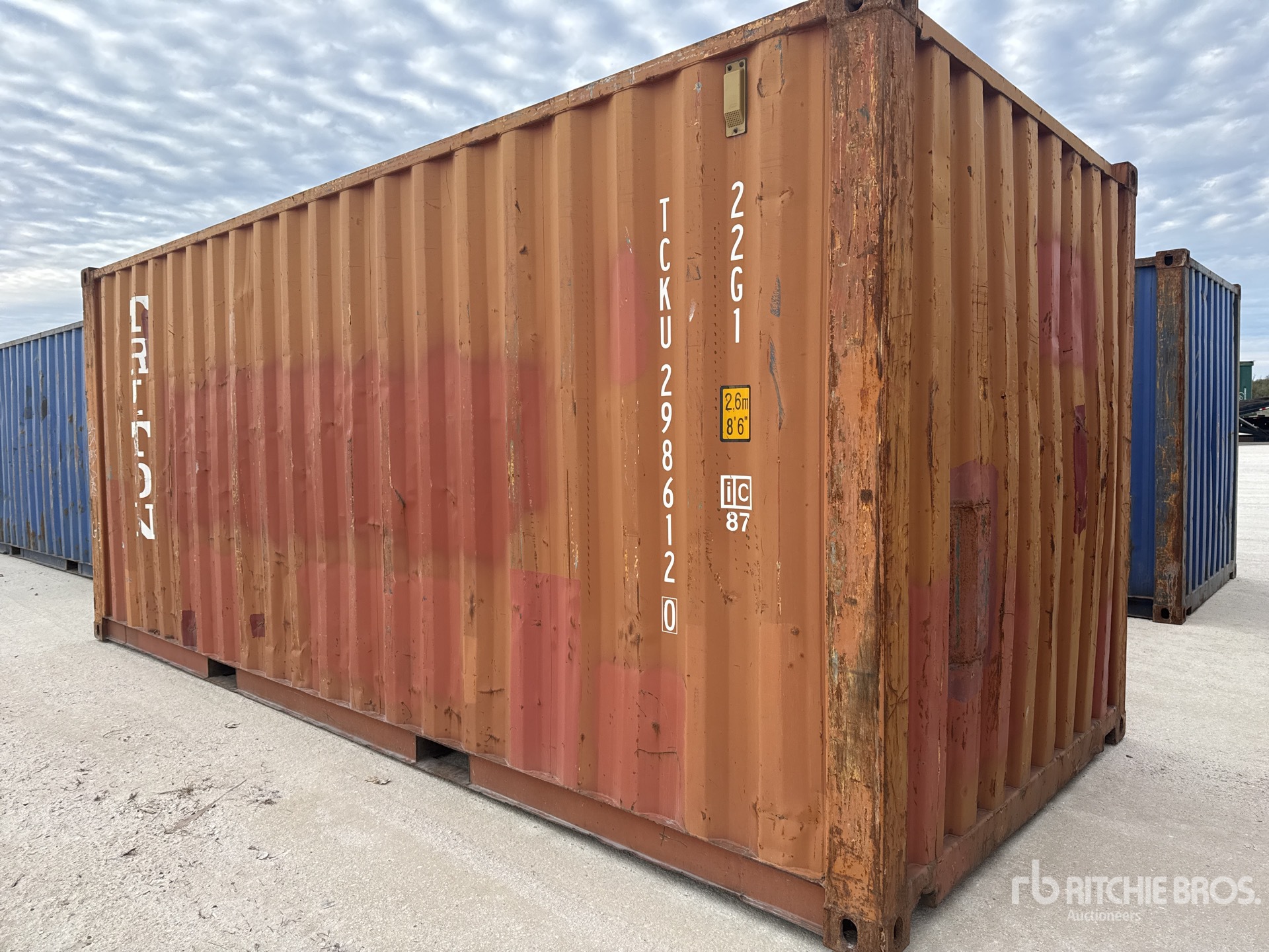 General Appearance with Picture, Right Rear Corner