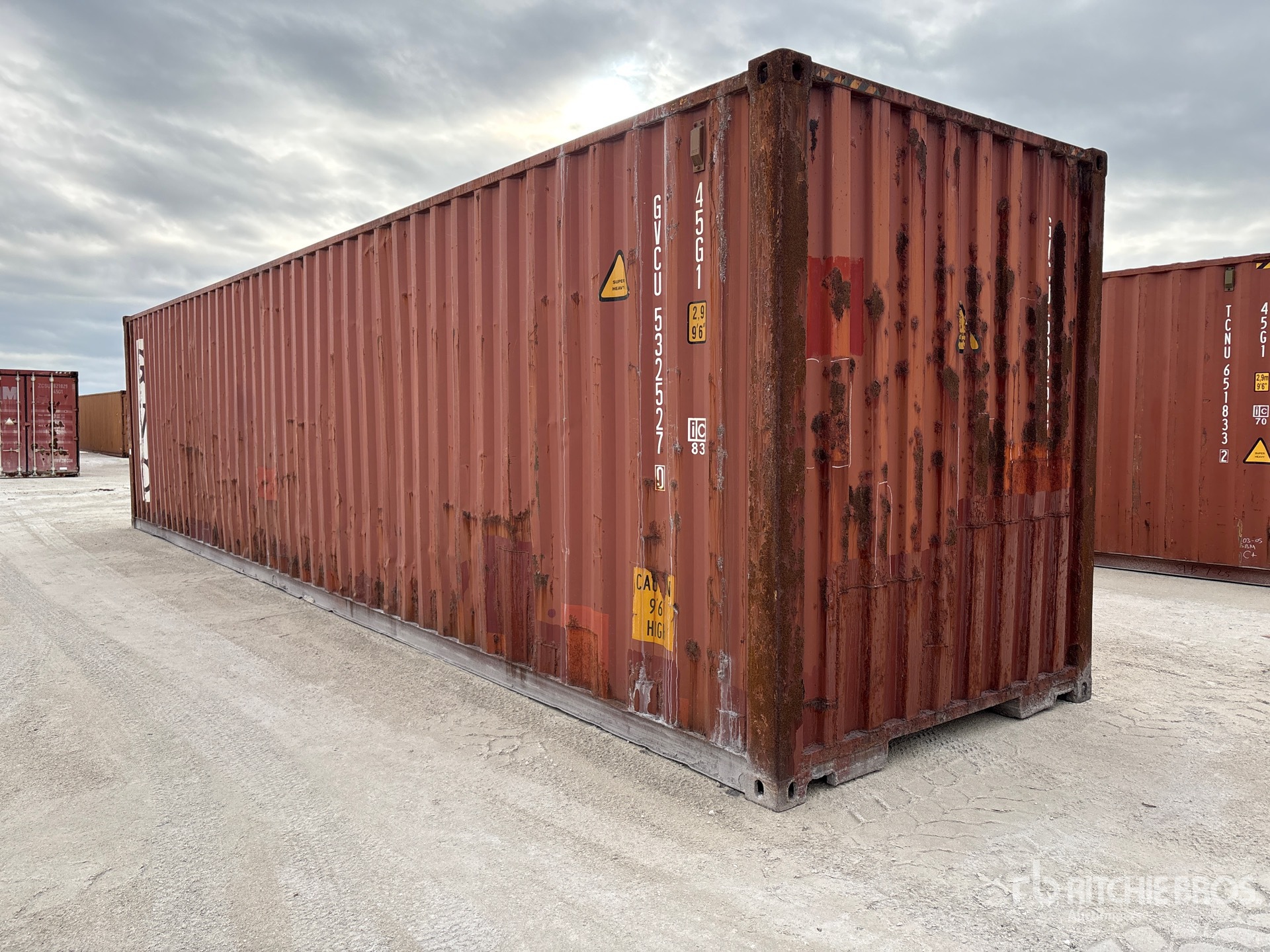 General Appearance with Picture, Right Front Corner