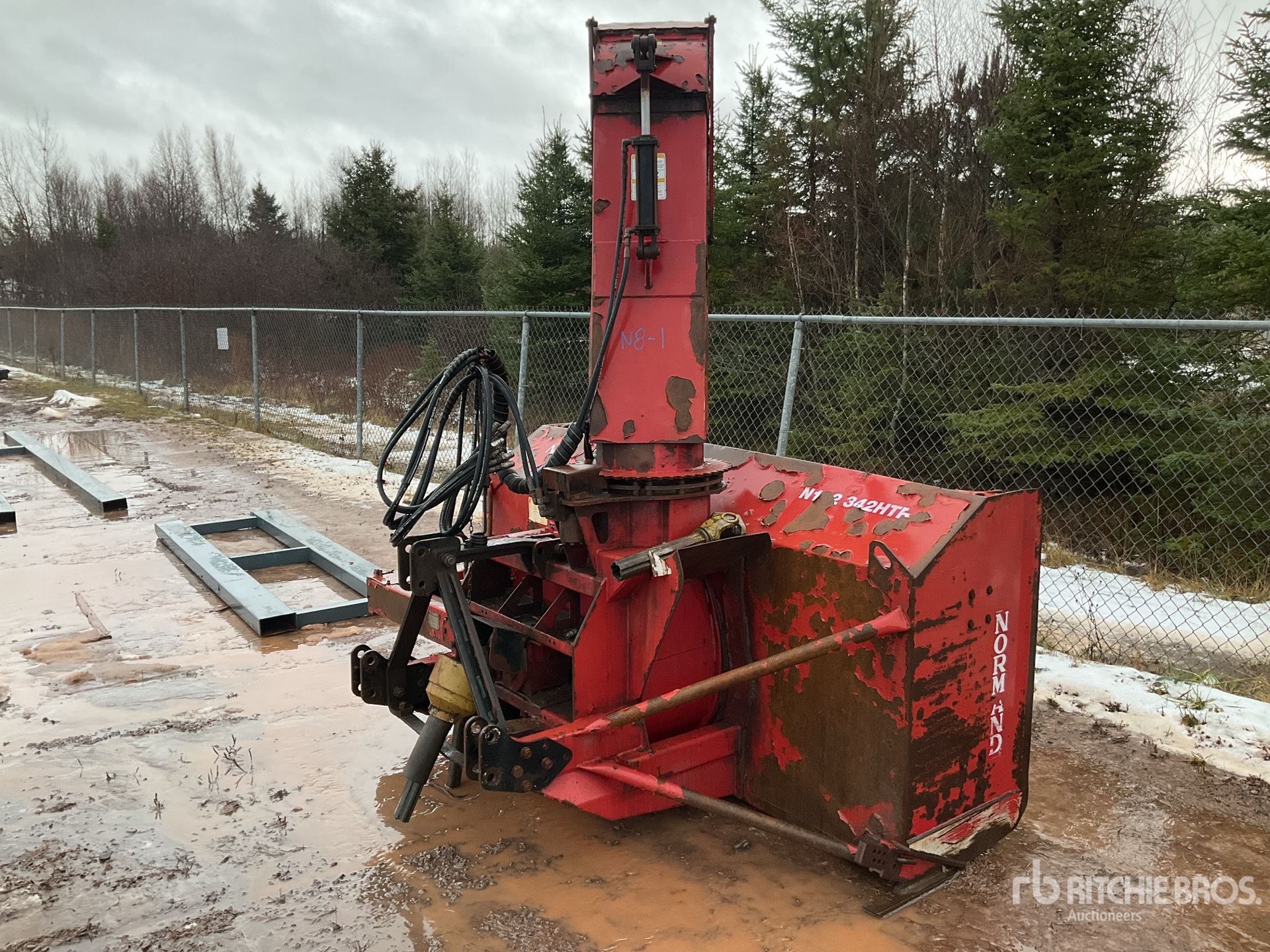 General Appearance with Featured Photo