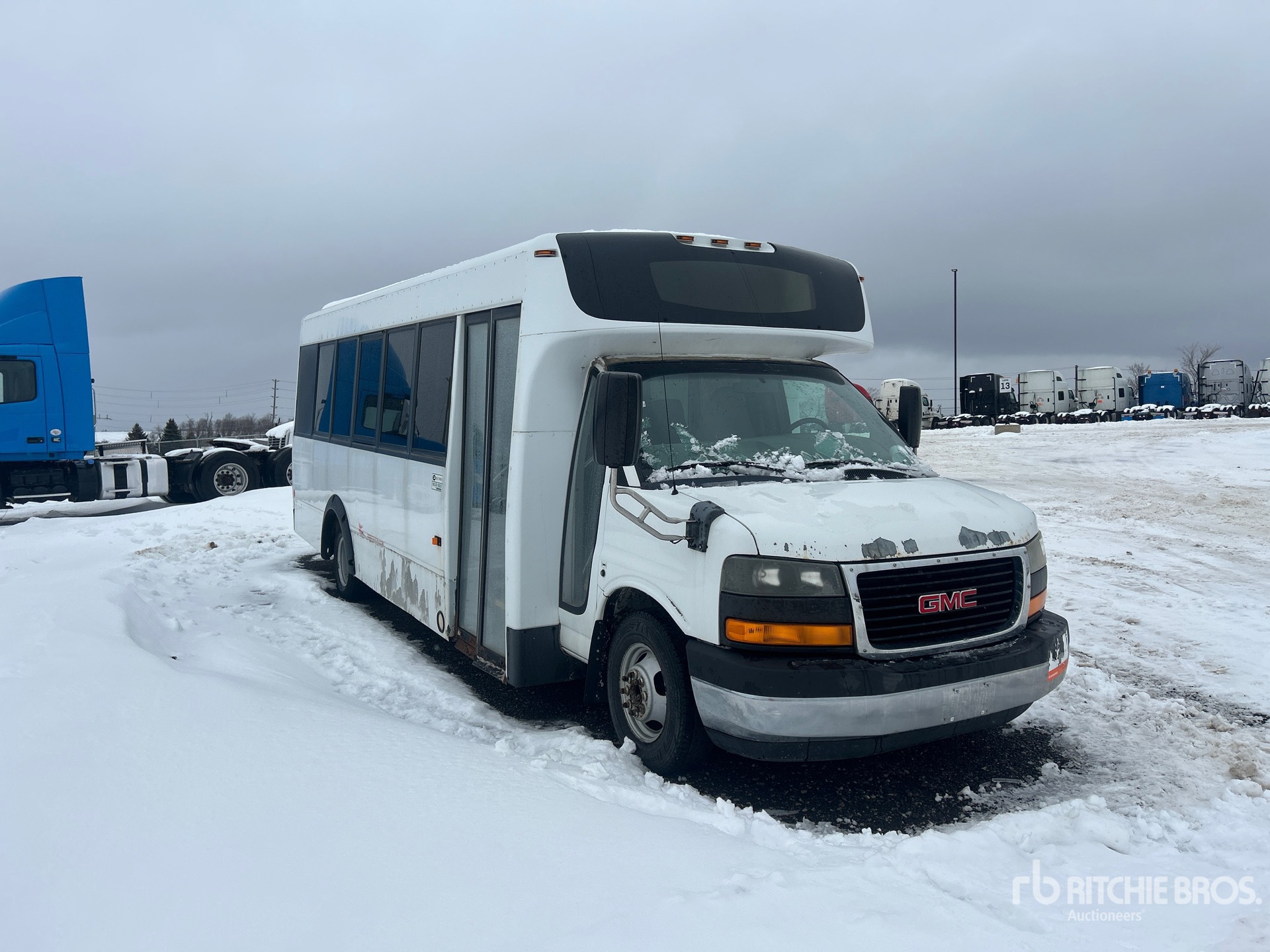 General Appearance with Imagen: esquina delantera derecha