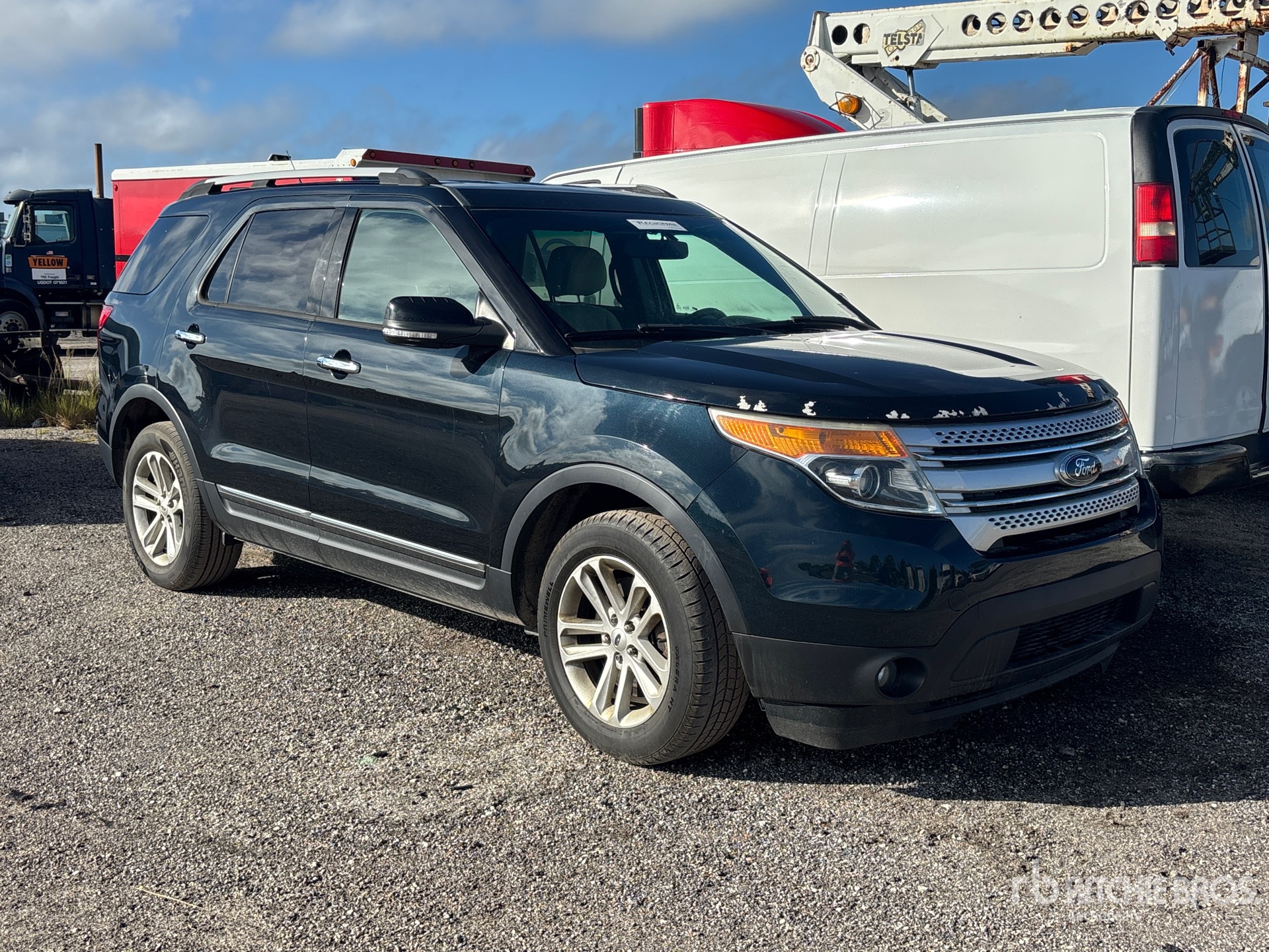 General Appearance with Picture, Right Front Corner