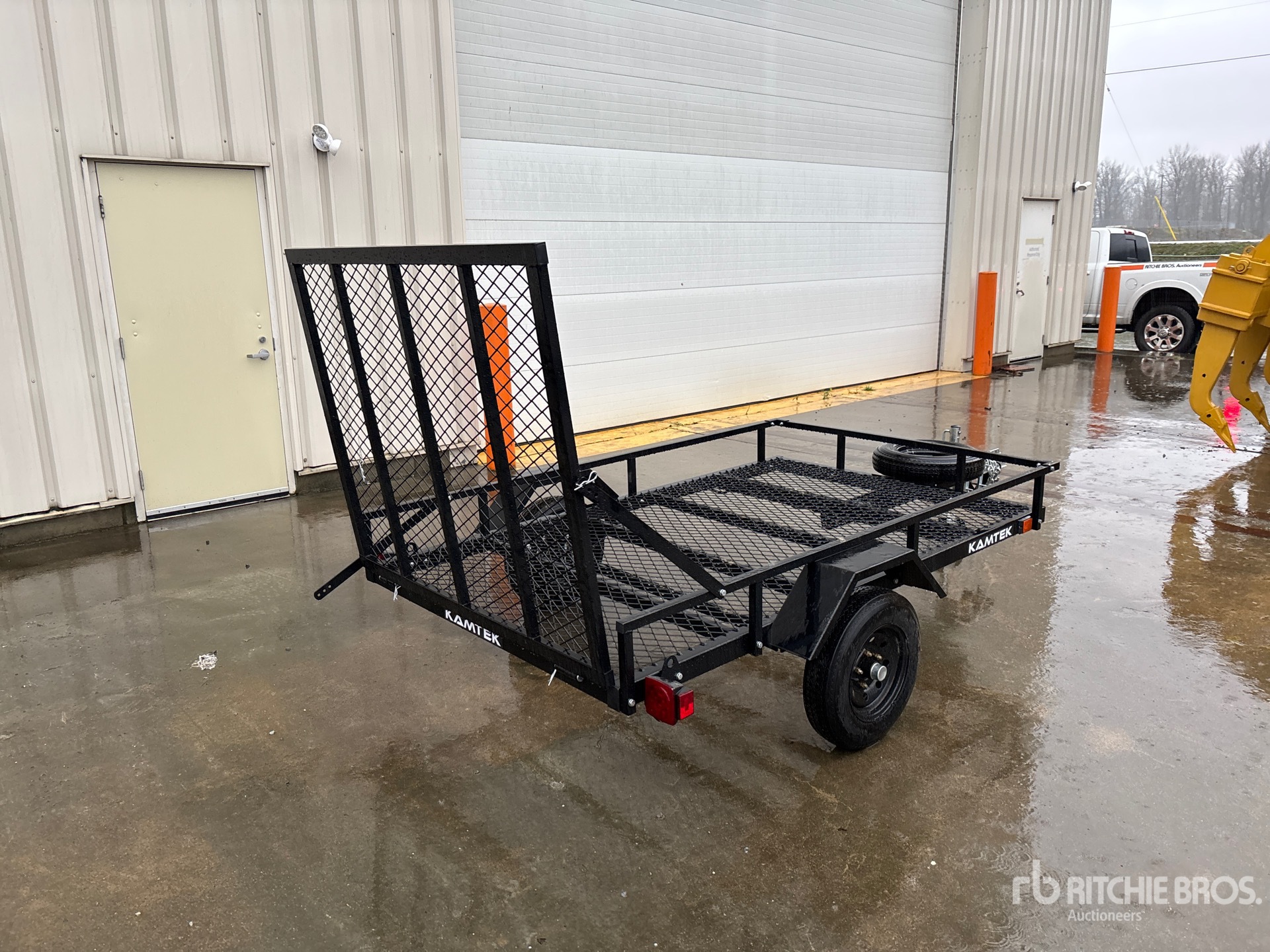 General Appearance with Imagen: esquina trasera derecha