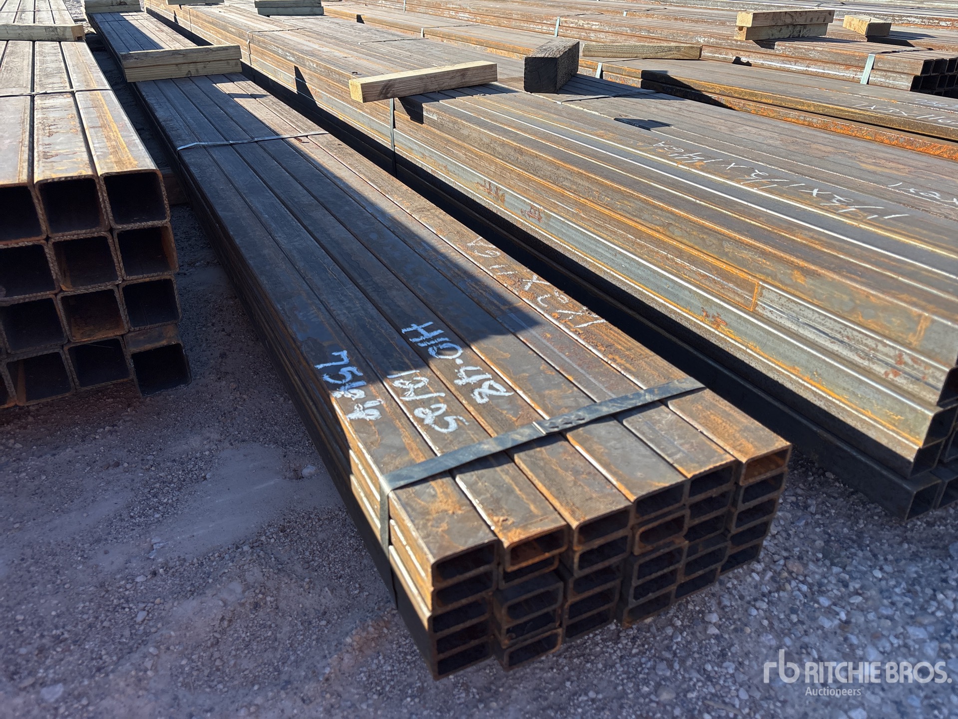 Aspect général with Image, coin avant gauche