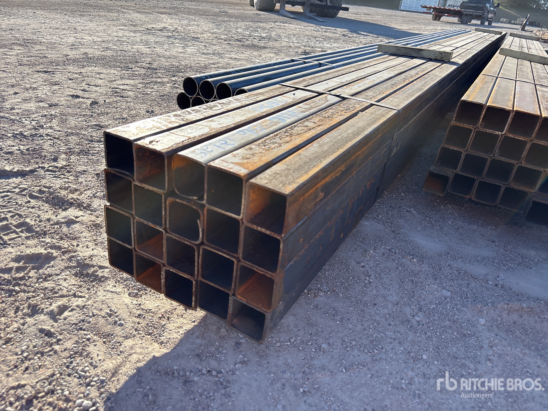 Aspect général with Image, coin arrière gauche