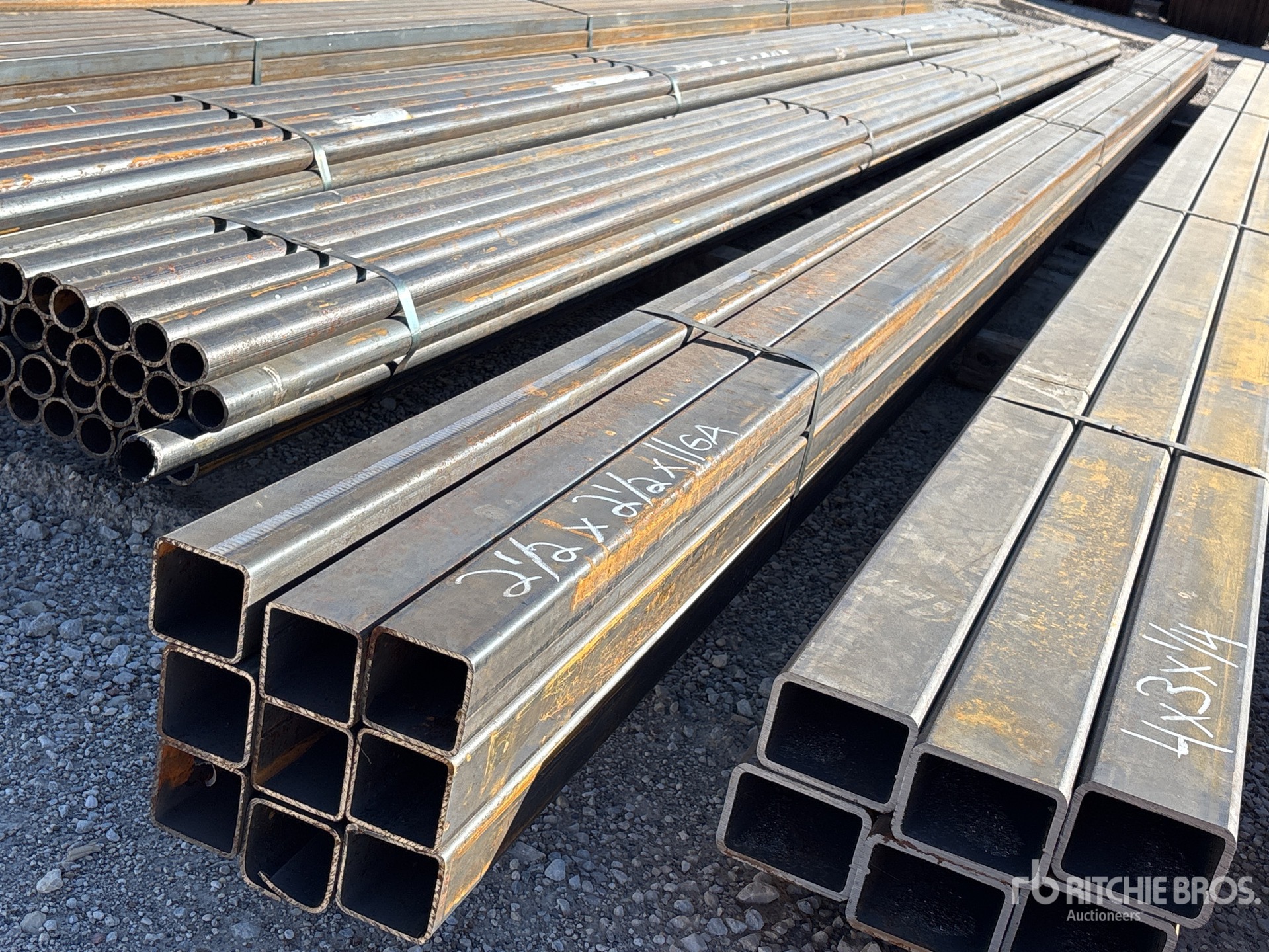 Aspect général with Image, coin avant droit