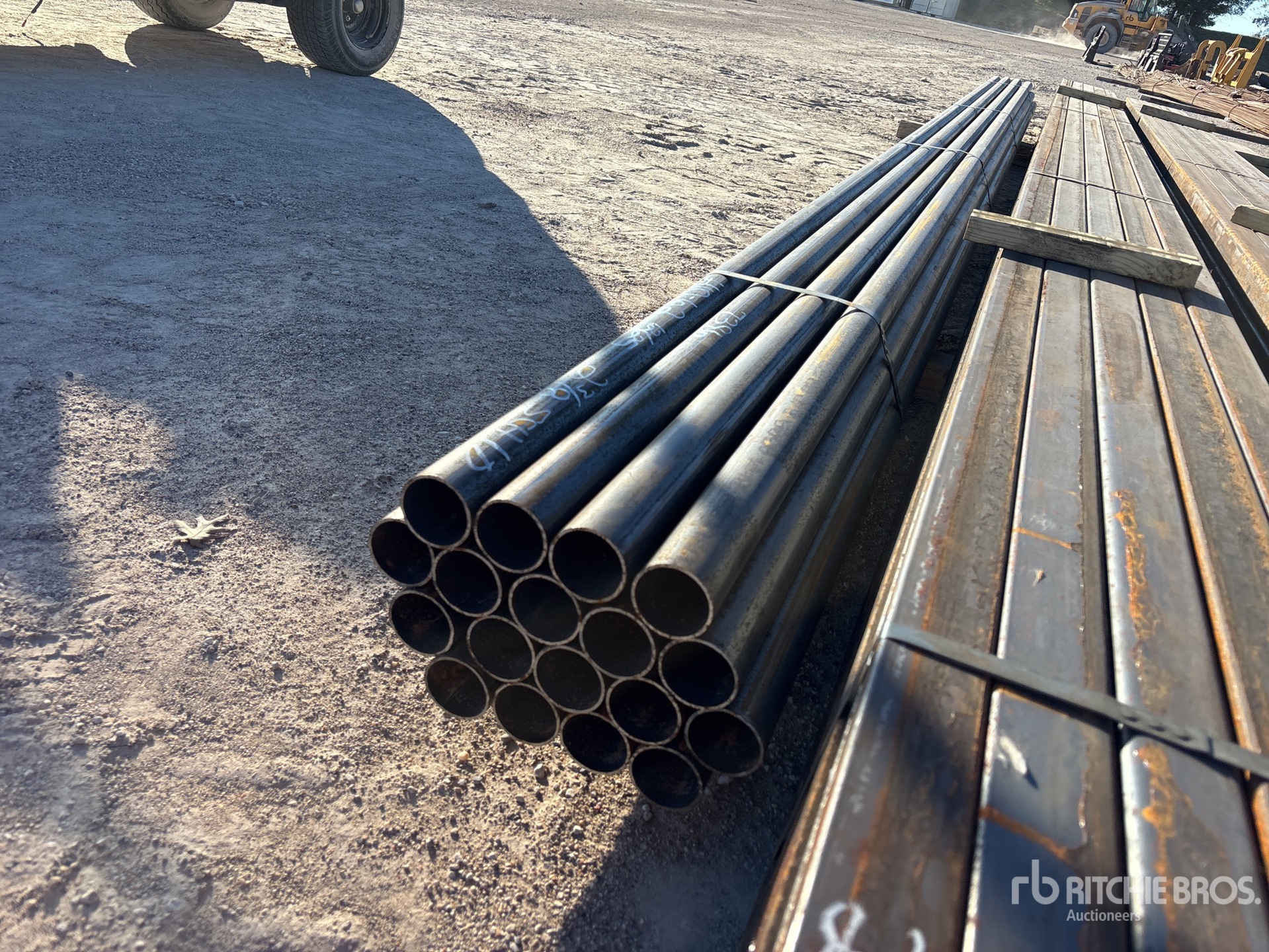 Aspect général with Image, coin arrière gauche