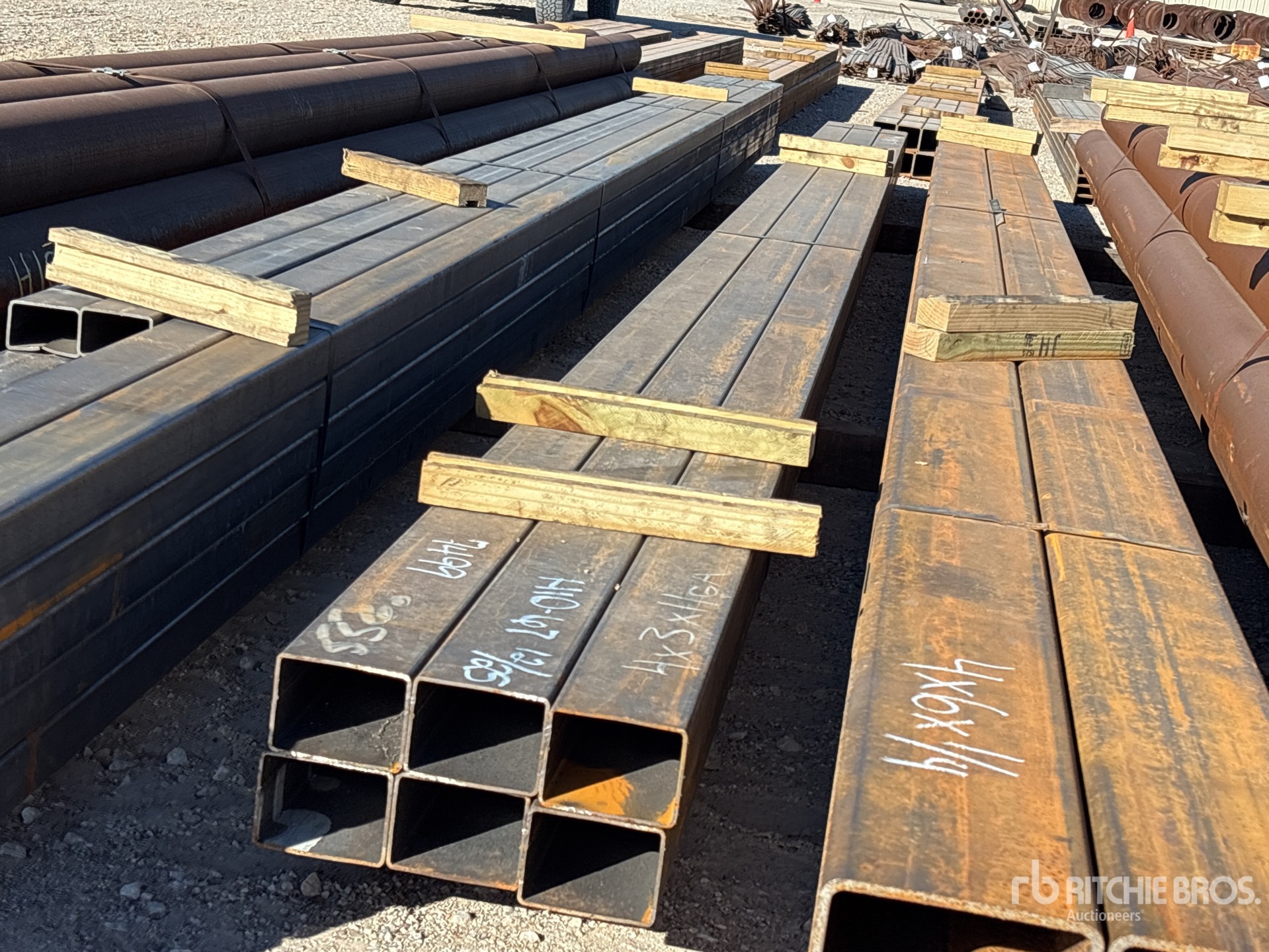 Aspect général with Image, coin arrière gauche