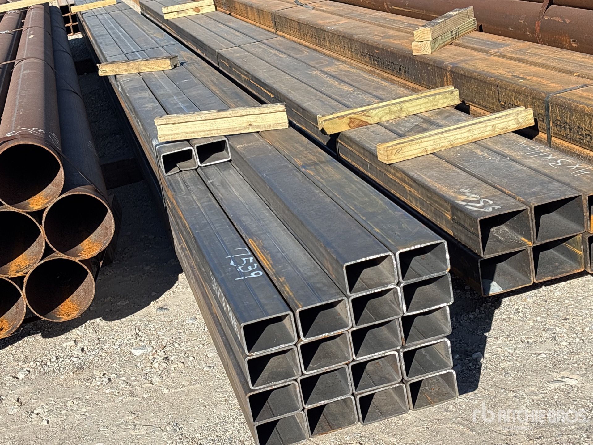 Aspect général with Image, coin avant gauche