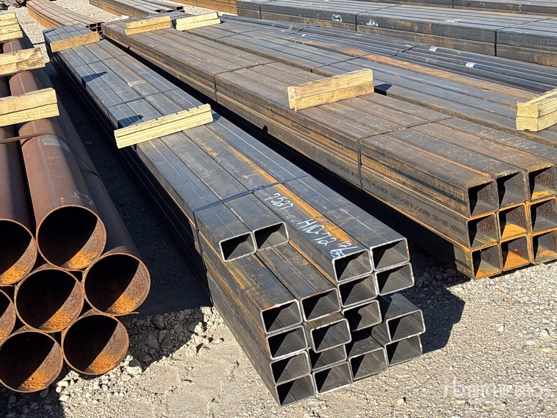 Aspect général with Image, coin avant gauche