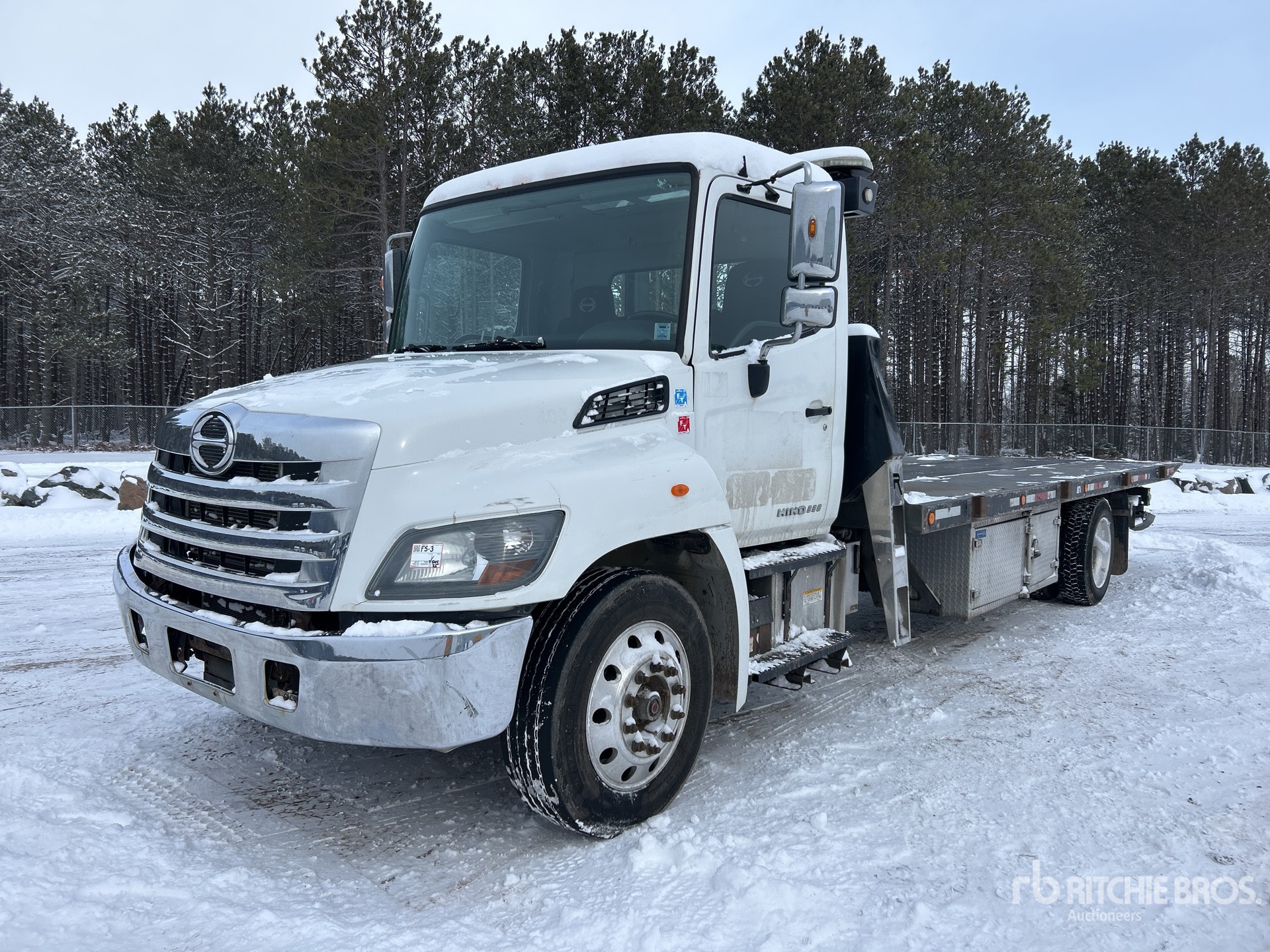 General Appearance with Featured Photo