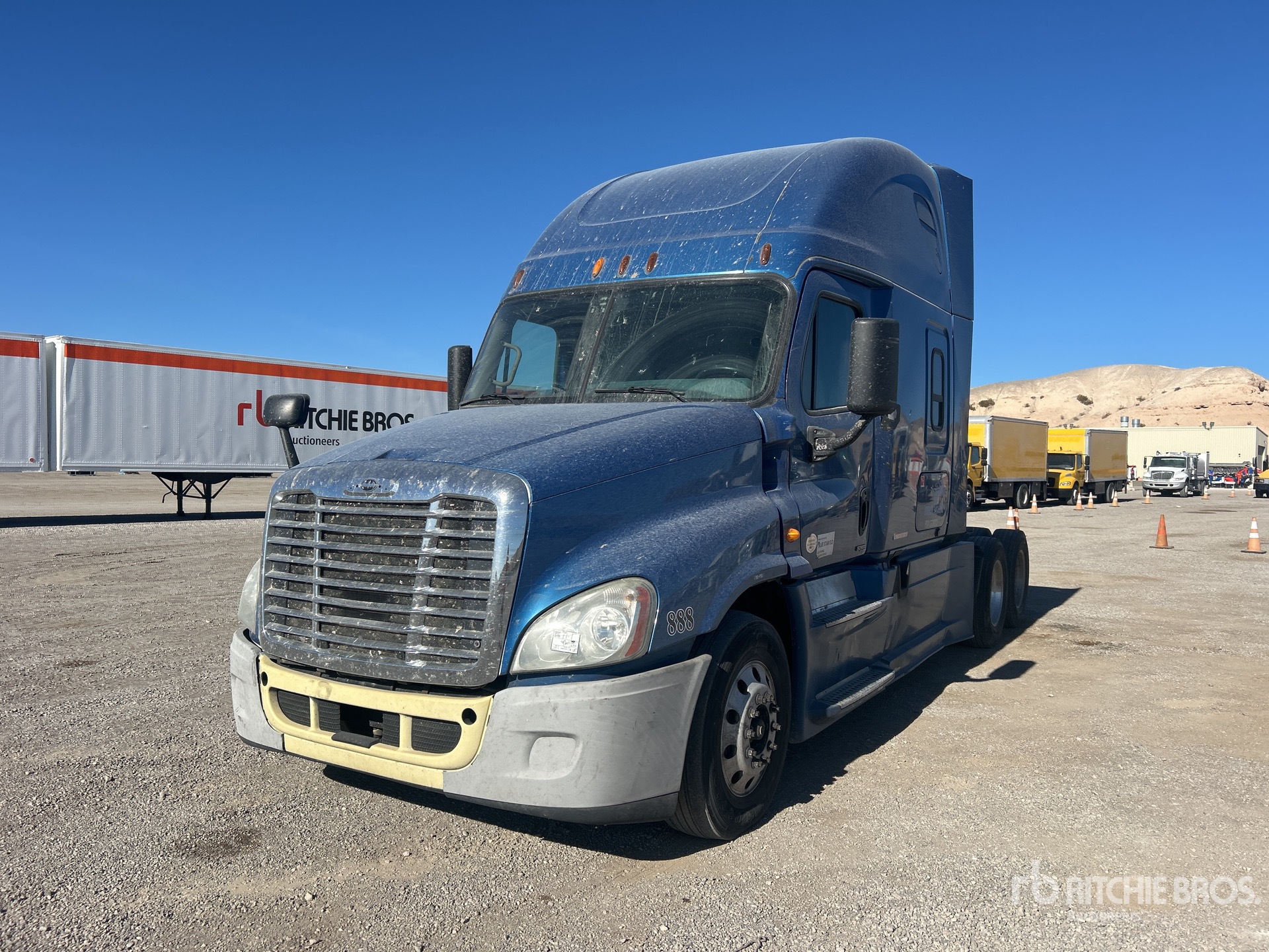 General Appearance with Picture, Left Front Corner