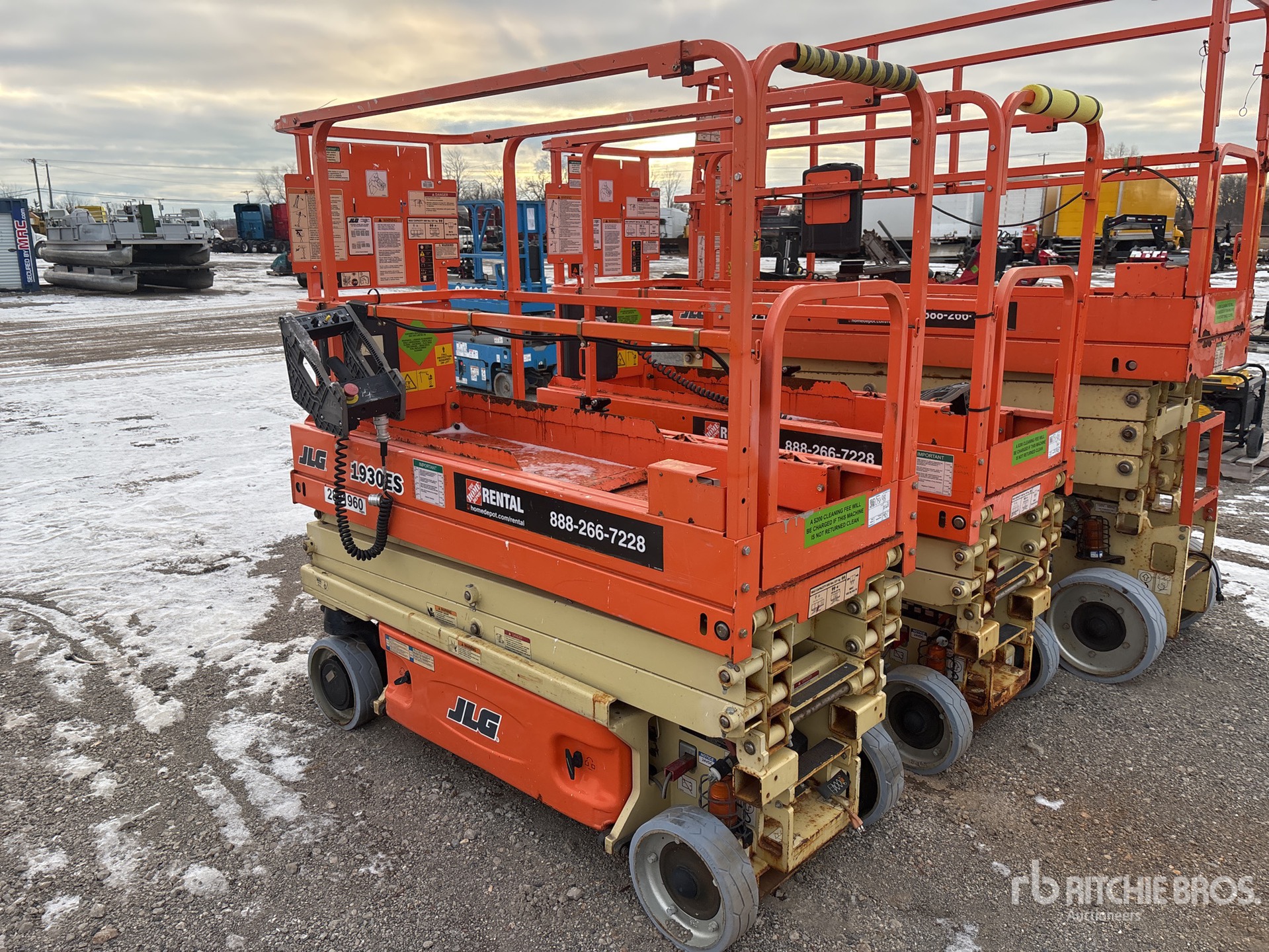 General Appearance with Bild, Ecke hinten links