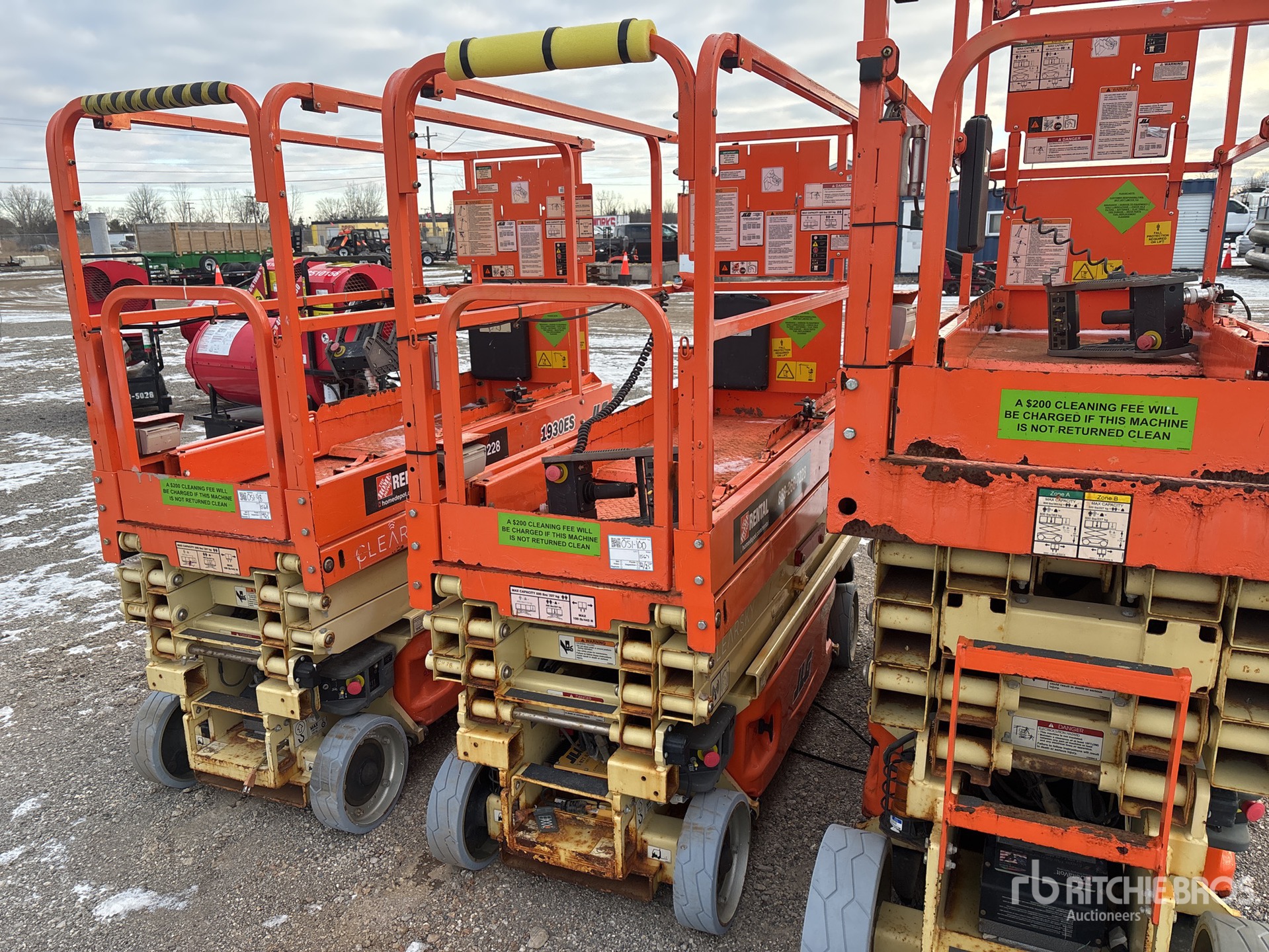 General Appearance with Bild, Ecke hinten rechts