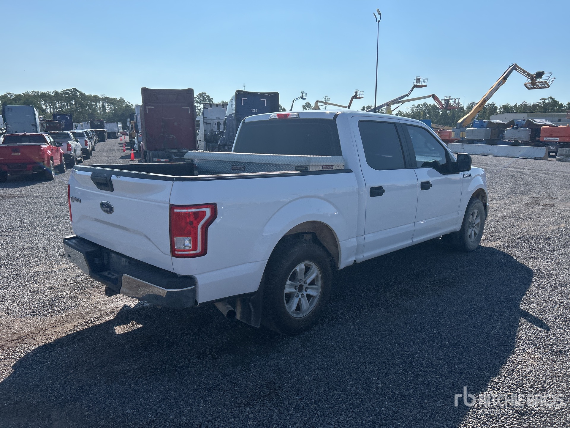 General Appearance with Picture, Right Rear Corner