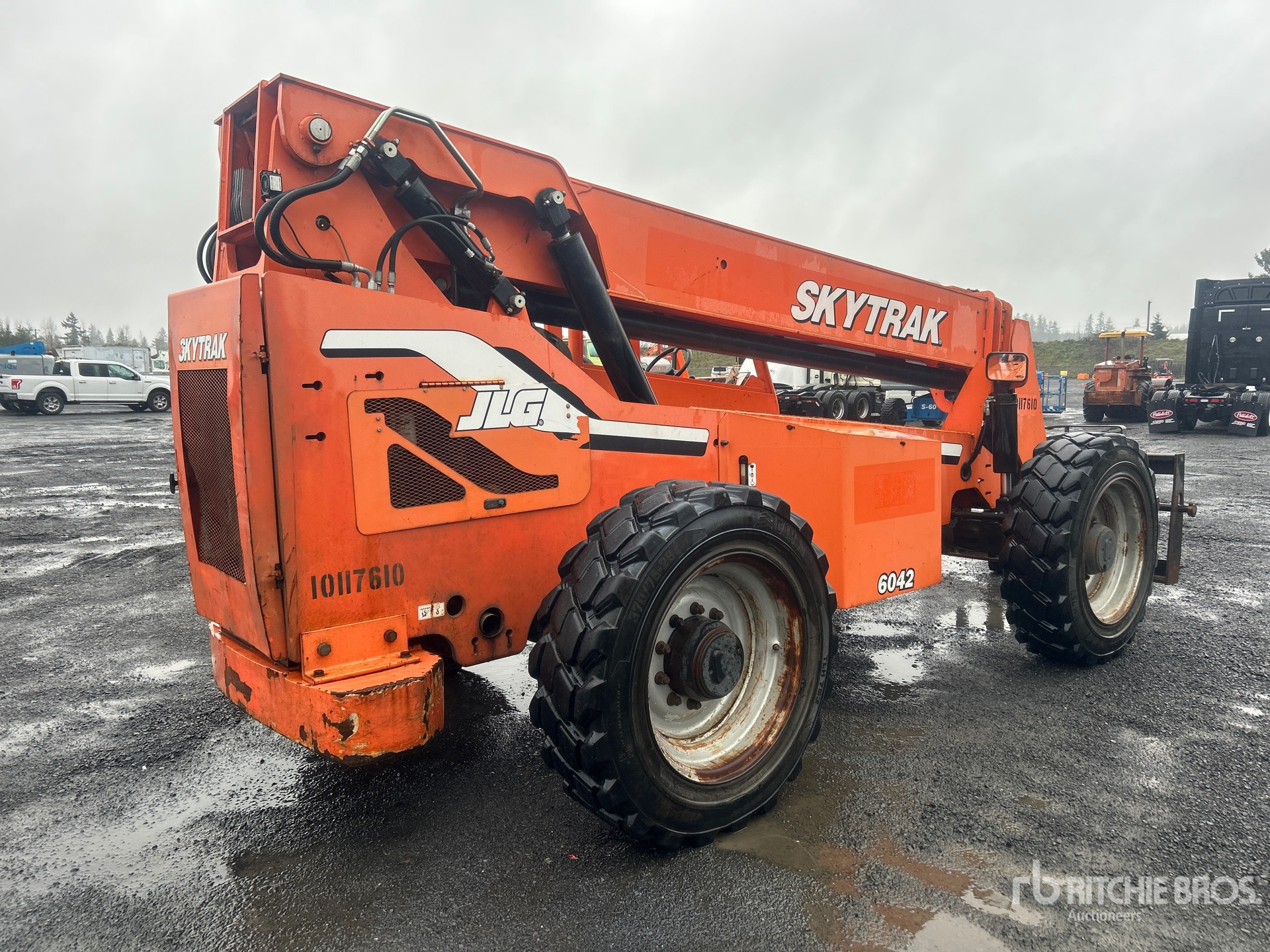 General Appearance with Picture, Right Rear Corner