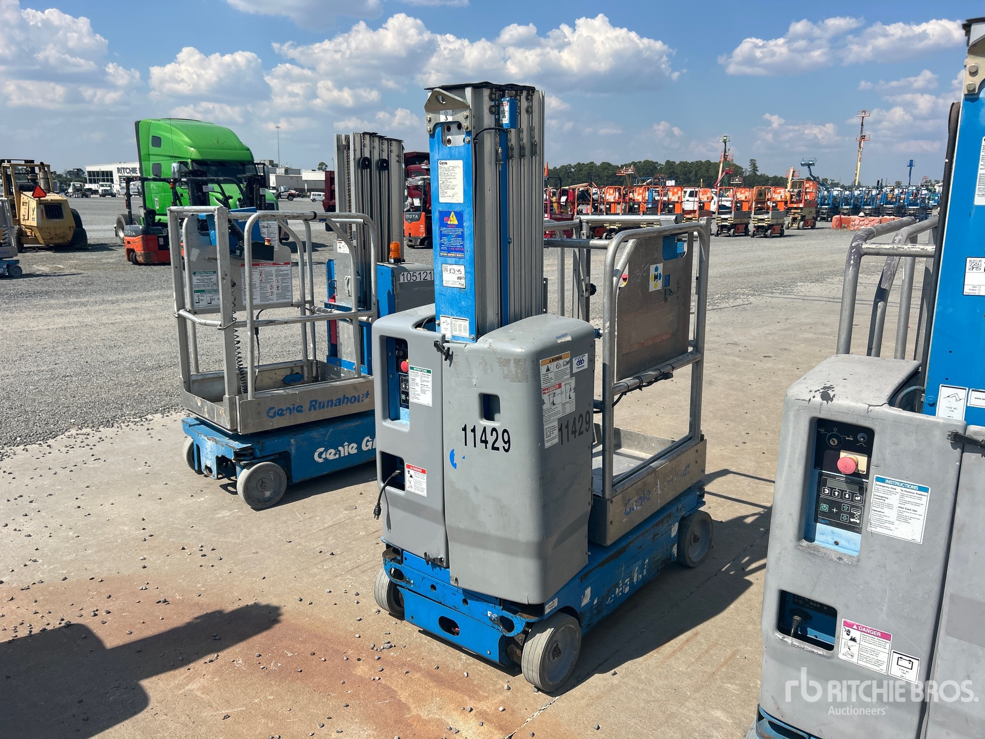 General Appearance with Bild, Ecke hinten rechts