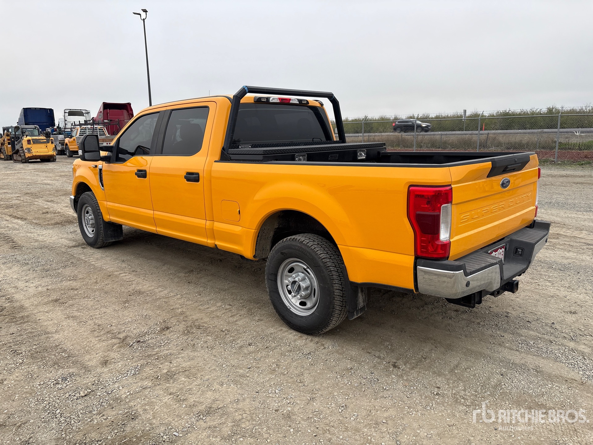 Aspect général with Image, coin arrière gauche