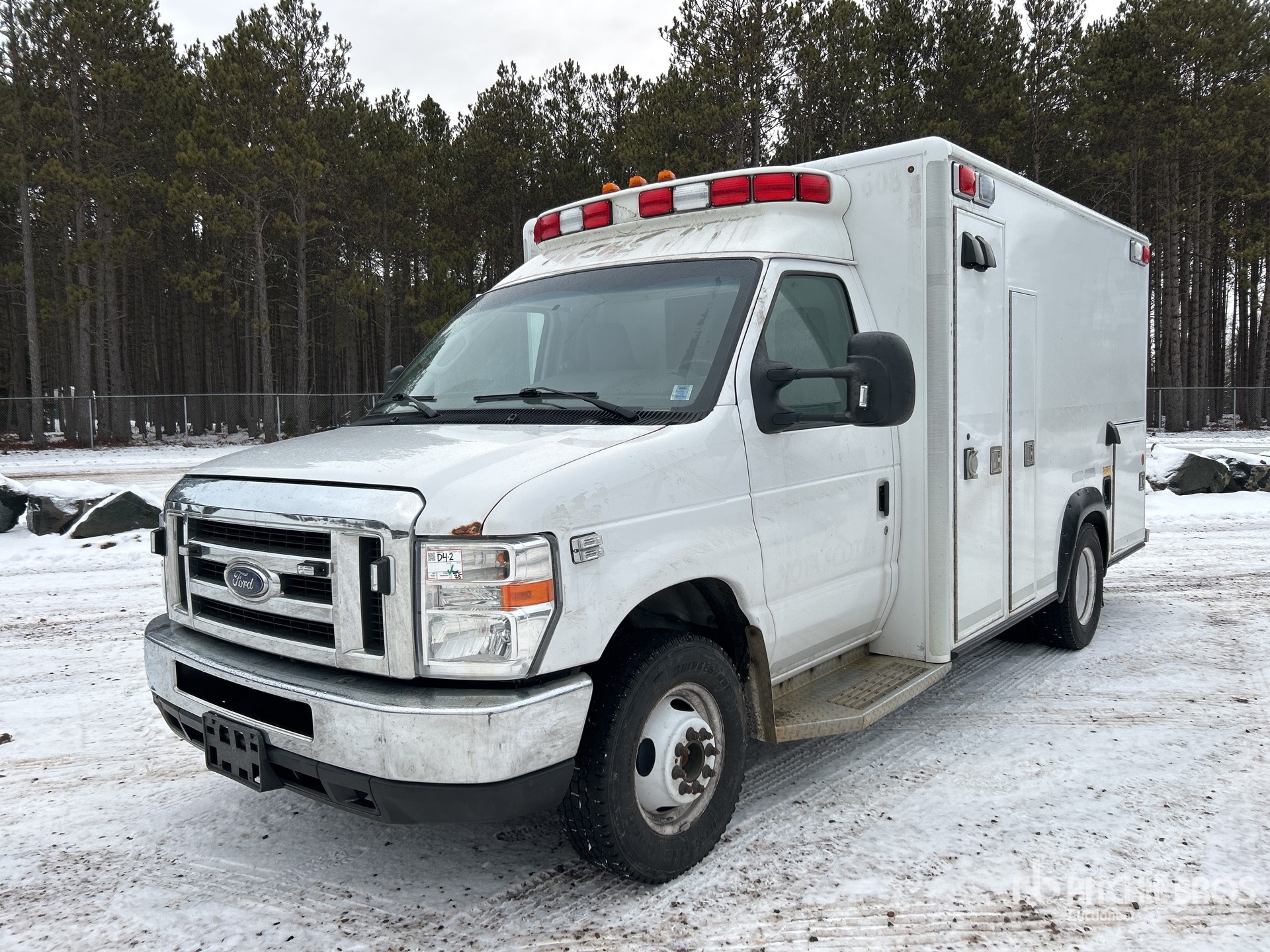 General Appearance with Featured Photo