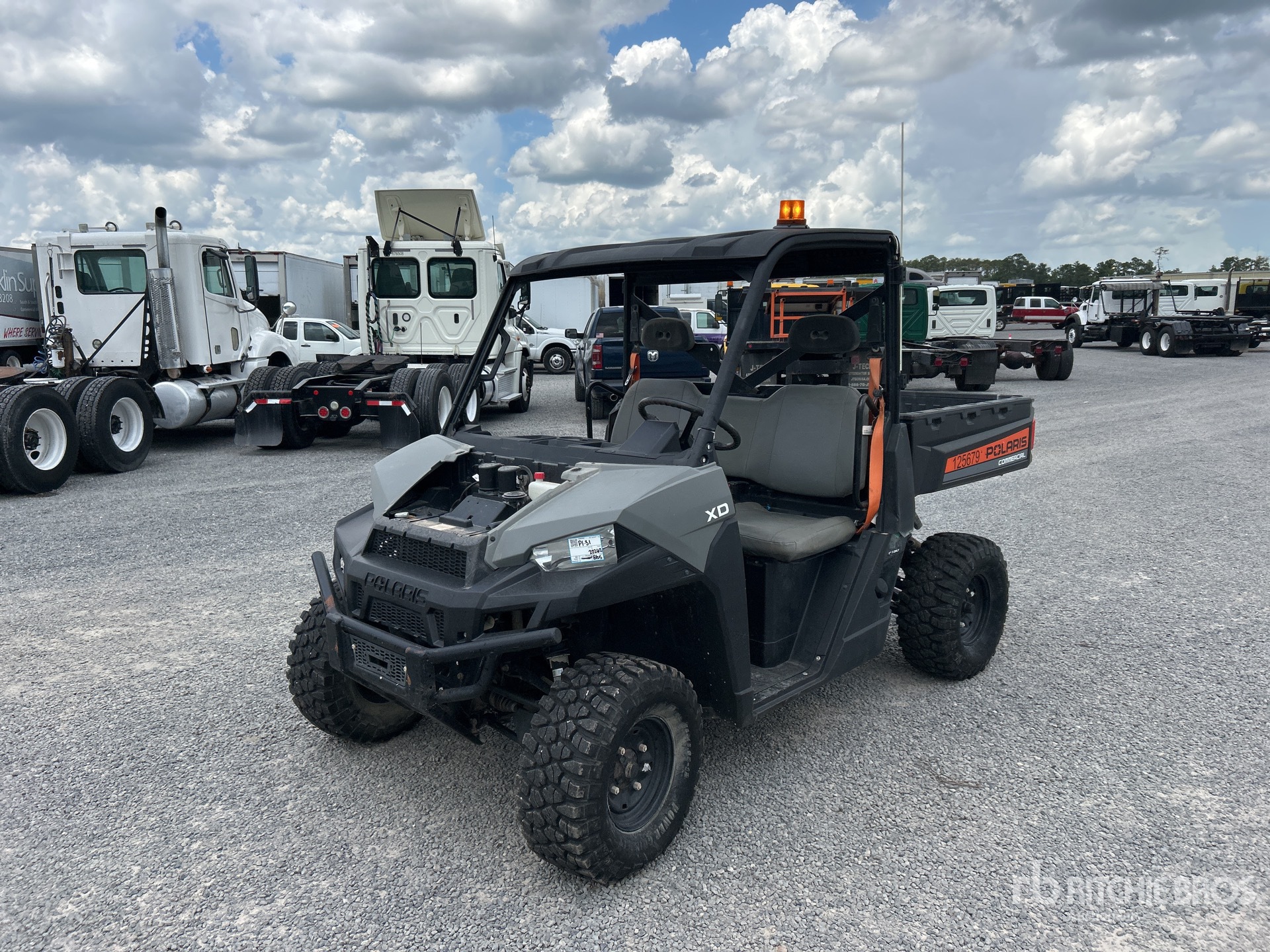 General Appearance with Picture, Left Front Corner