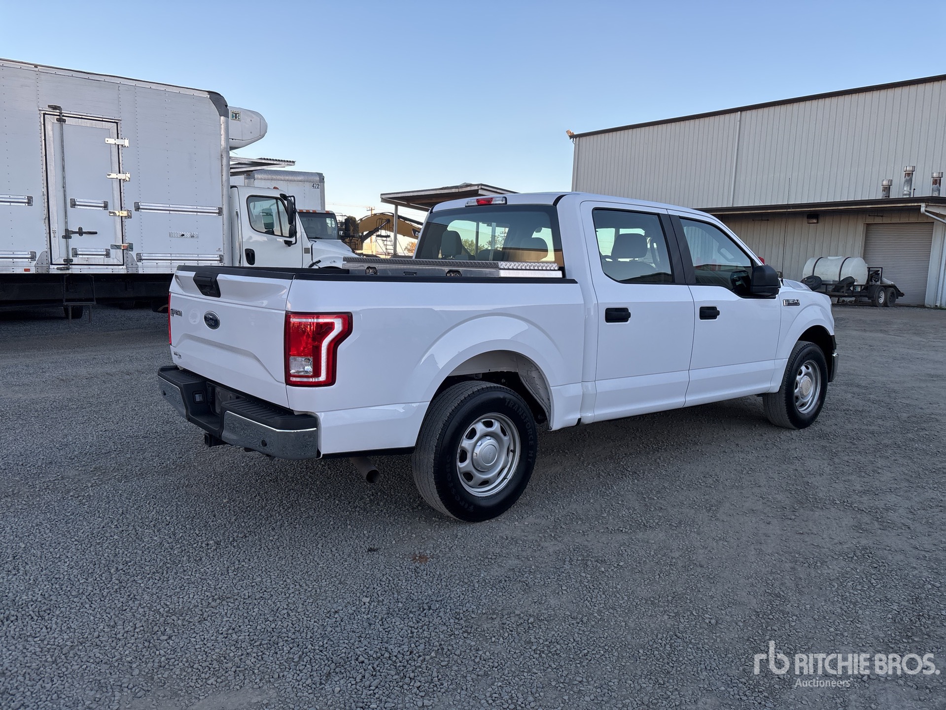 General Appearance with Imagen: esquina trasera derecha