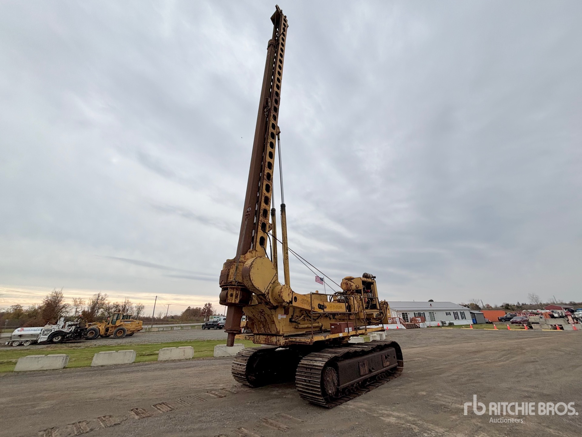 General Appearance with Bild, Ecke vorne links