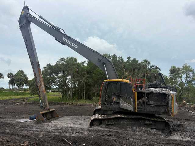 2020 Volvo EC250ELR Tracked Excavator 2020 Volvo EC250ELR Tracked Excavator