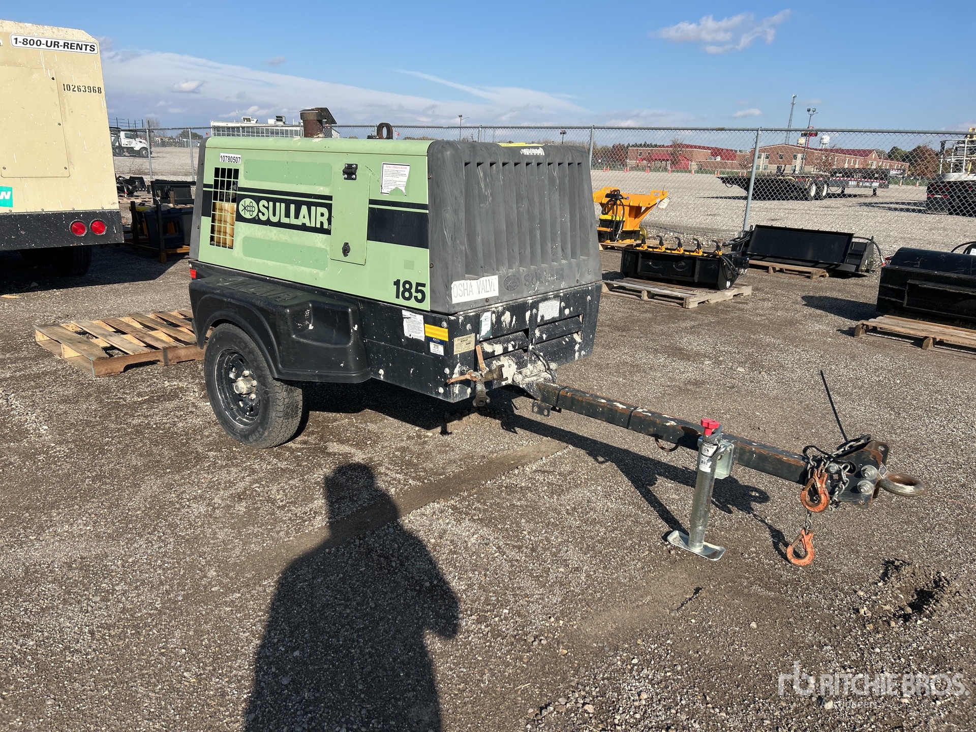 Aspect général with Image, coin avant droit