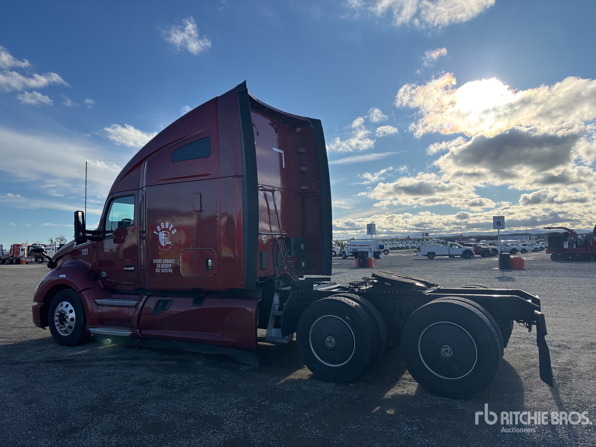 General Appearance with Picture, Left Rear Corner