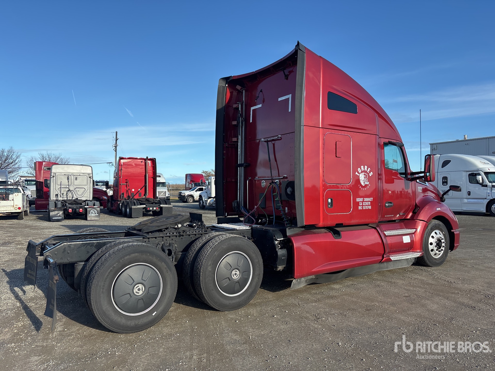 General Appearance with Picture, Right Rear Corner