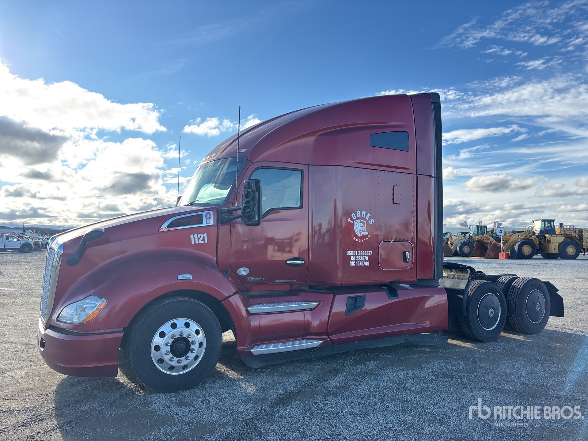 General Appearance with Picture, Left Front Corner